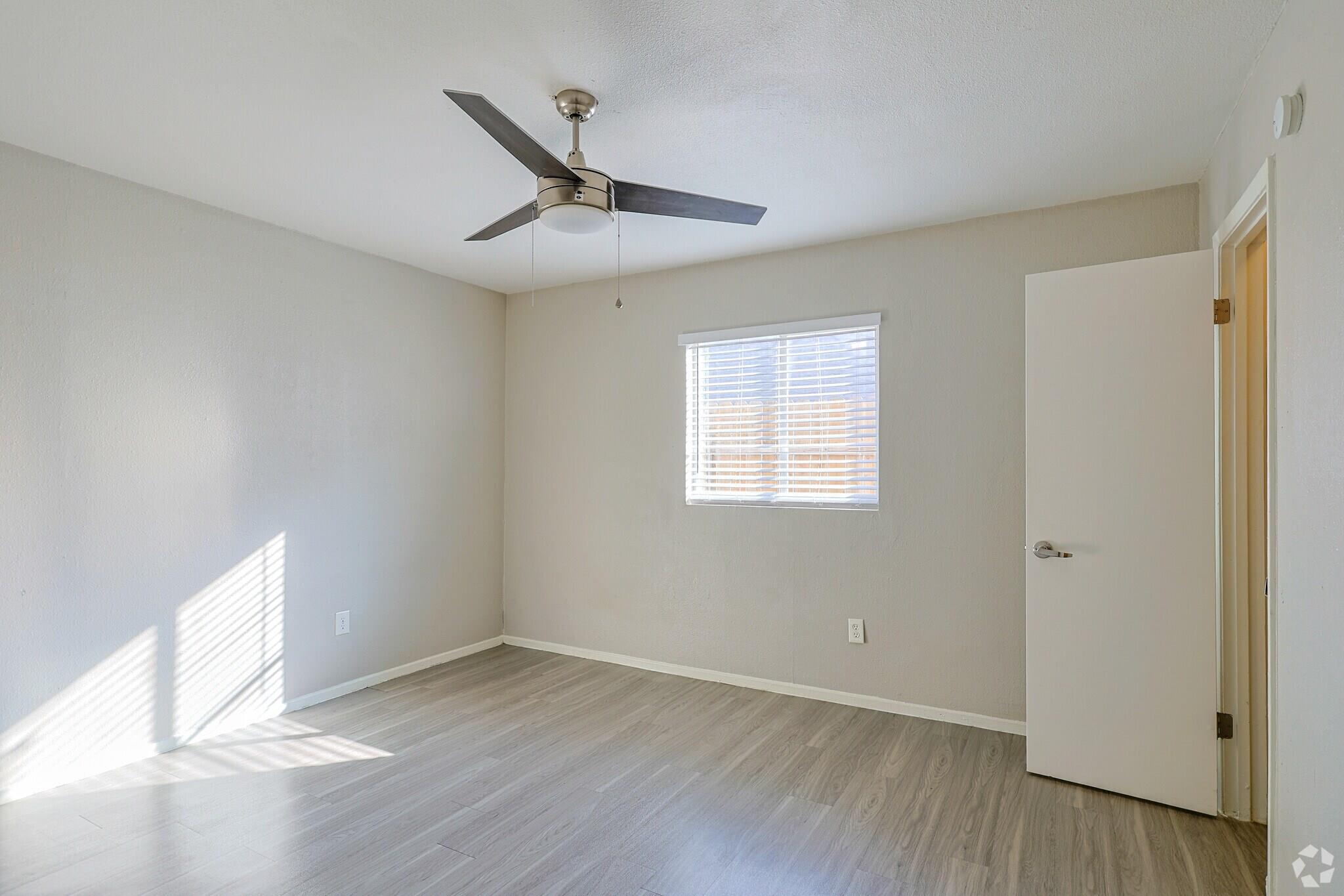 3138 Manor Rd, Austin, TX 78723