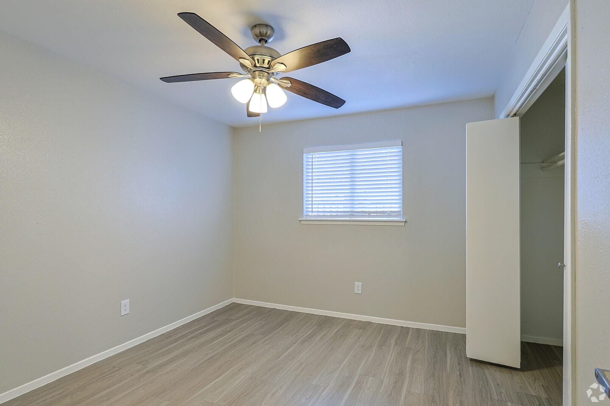 3138 Manor Rd, Austin, TX 78723