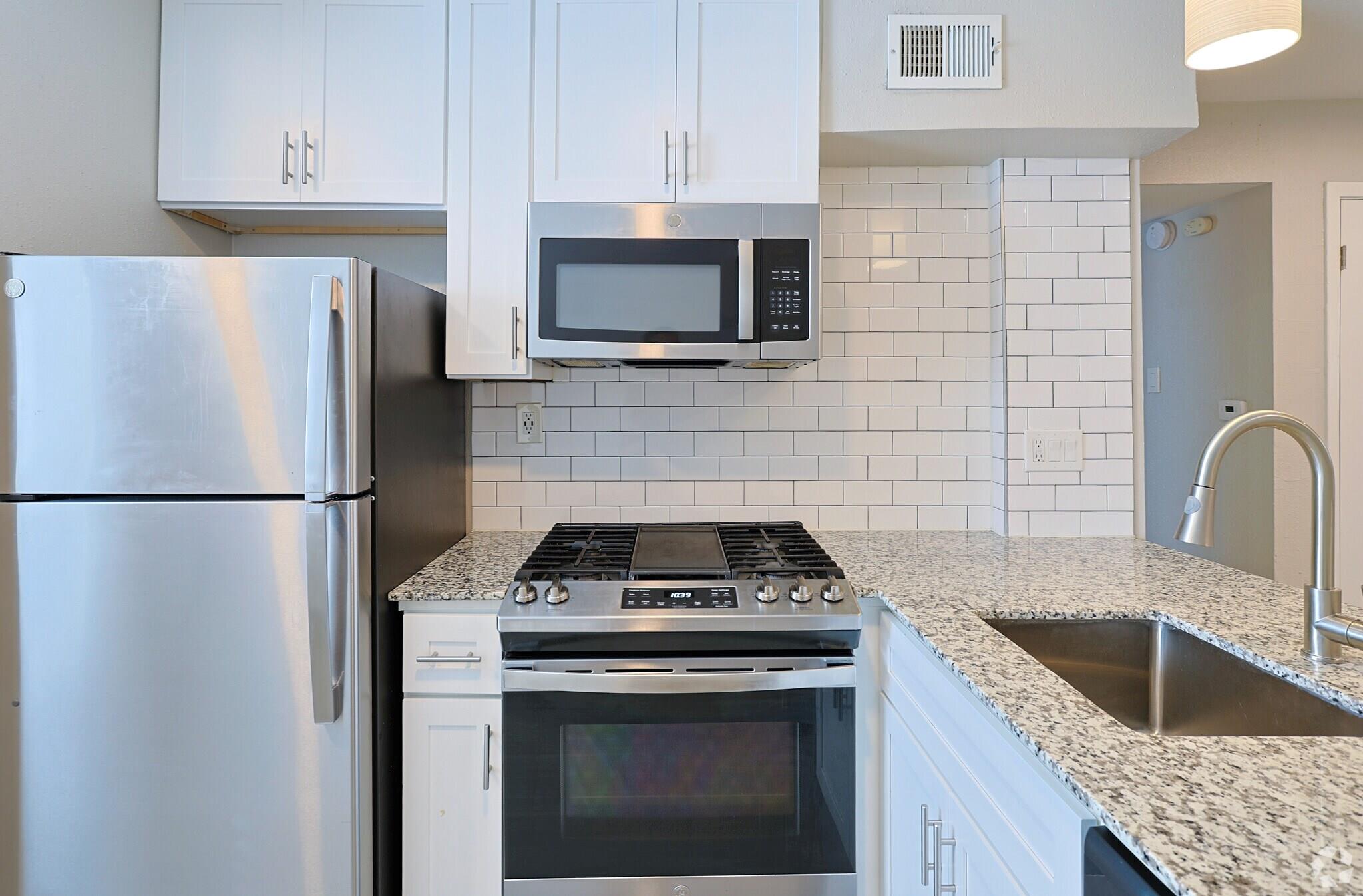 3138 Manor Rd, Austin, TX 78723