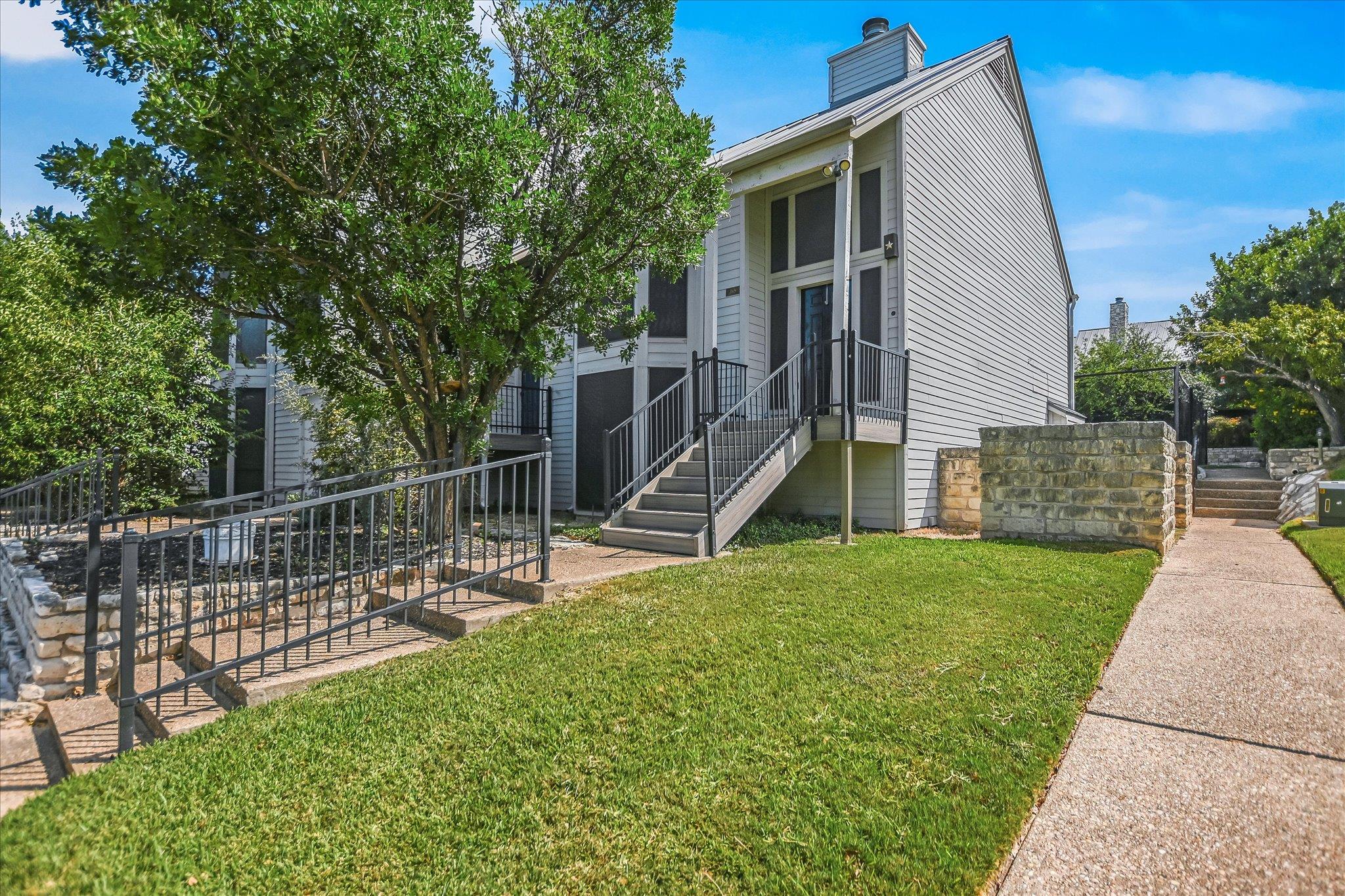 169 World Of Tennis Sq # 169, Lakeway, TX 78738
