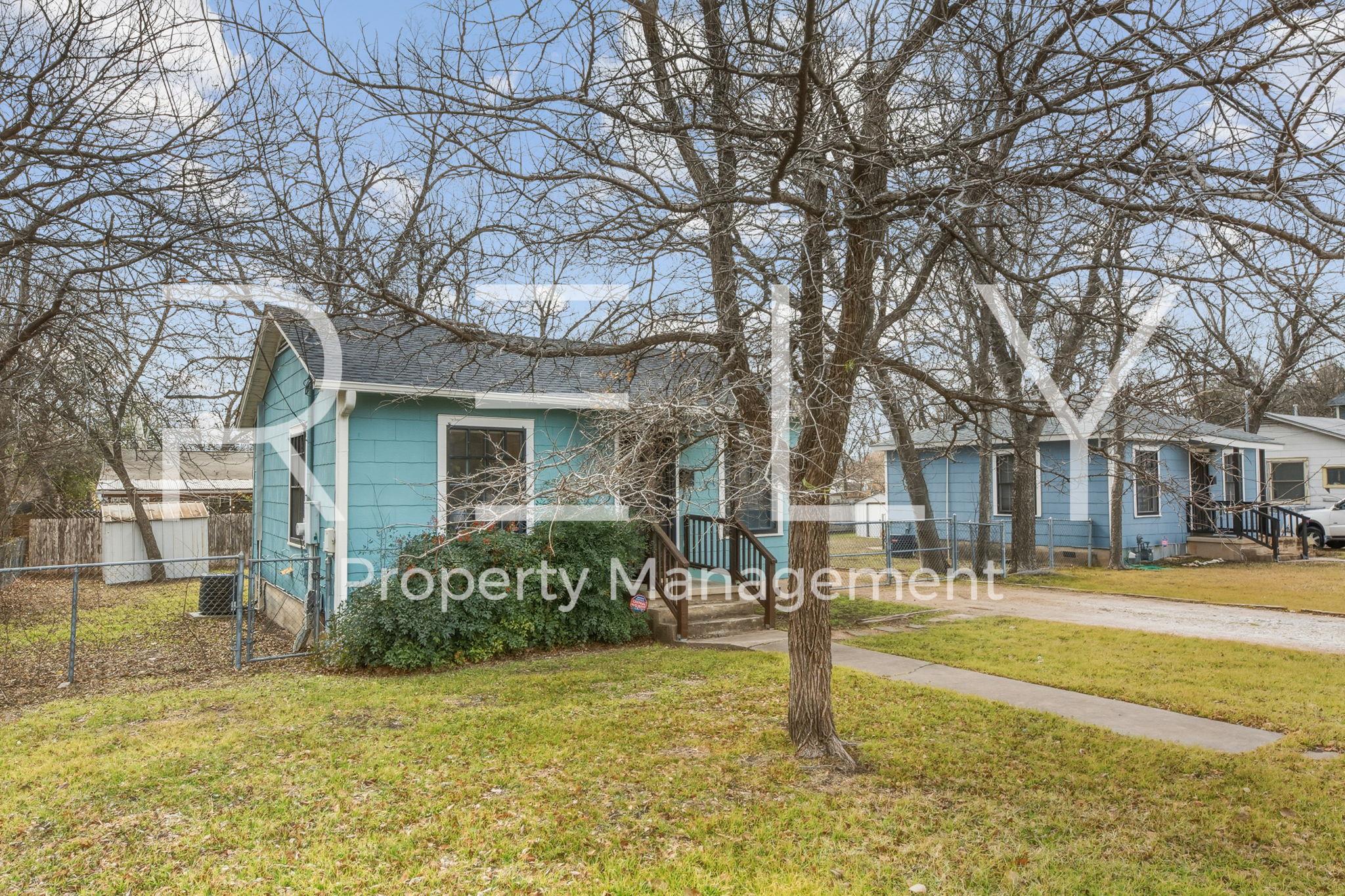 933 E 56 1/2 St, Austin, TX 78751