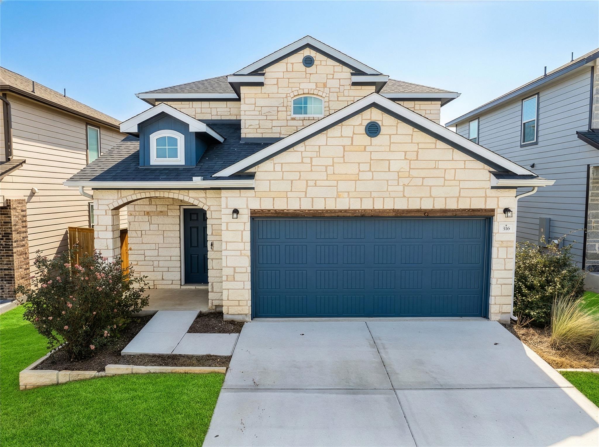 316 Lt Rusty Dr, Jarrell, TX 76537