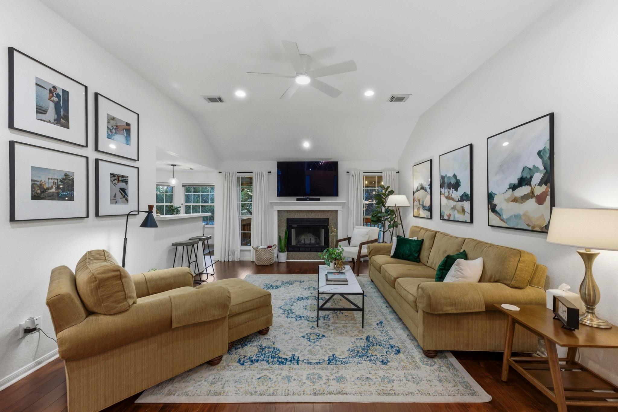 6925 AUCKLAND Dr, Austin, TX 78749