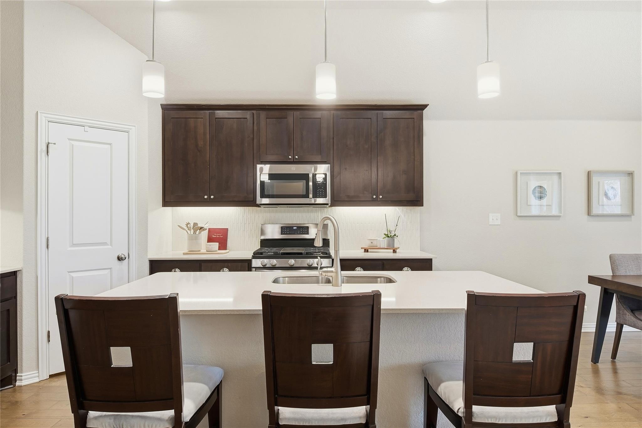 4163 Van Ness Ave, Round Rock, TX 78681