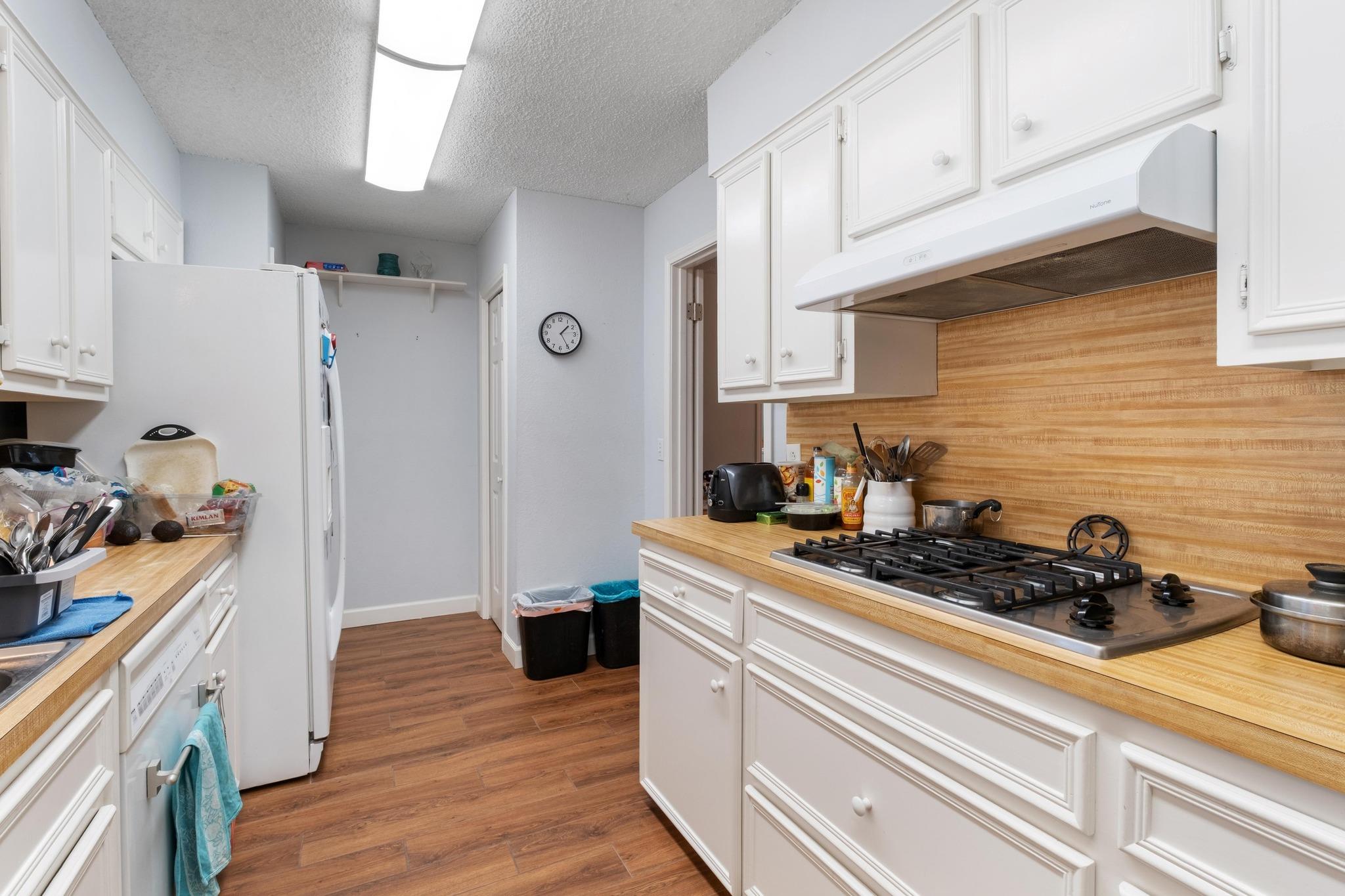 8401 Greenflint Ln # A & B, Austin, TX 78759