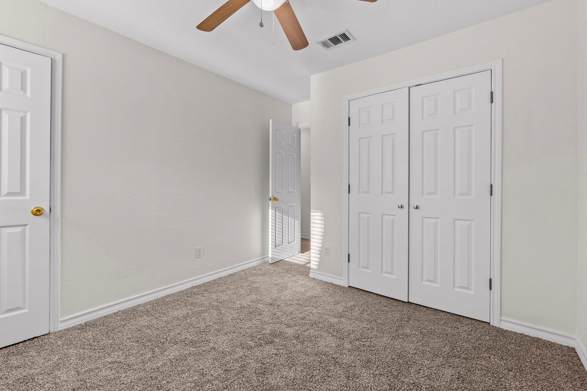 2016 Nevada St, San Marcos, TX 78666