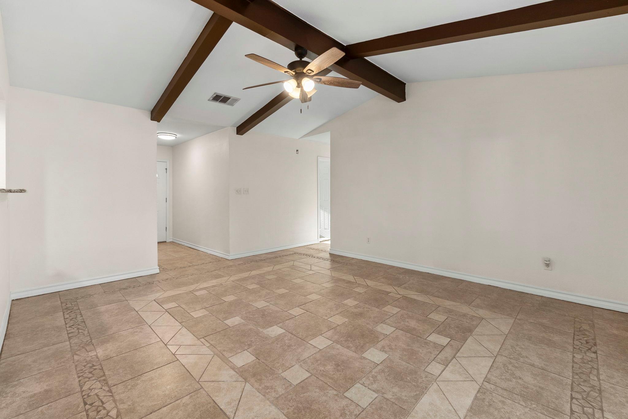 2016 Nevada St, San Marcos, TX 78666