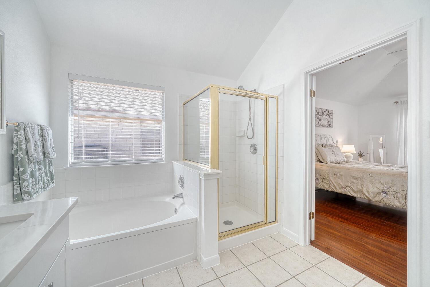 218 Desert Highlands Trl, Round Rock, TX 78665