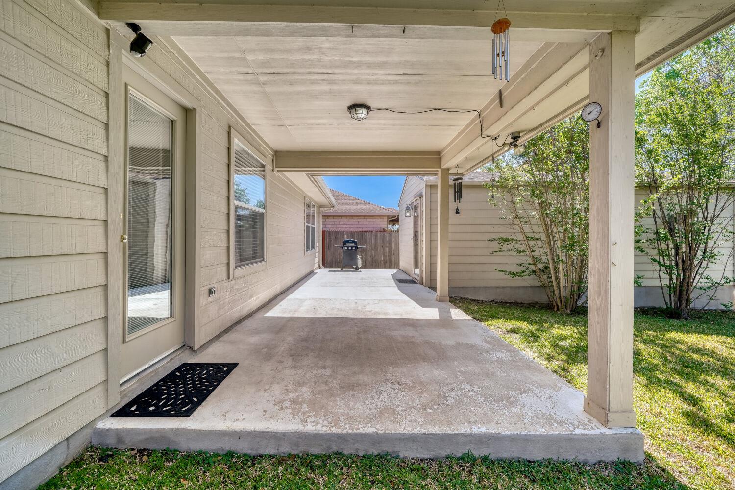 218 Desert Highlands Trl, Round Rock, TX 78665