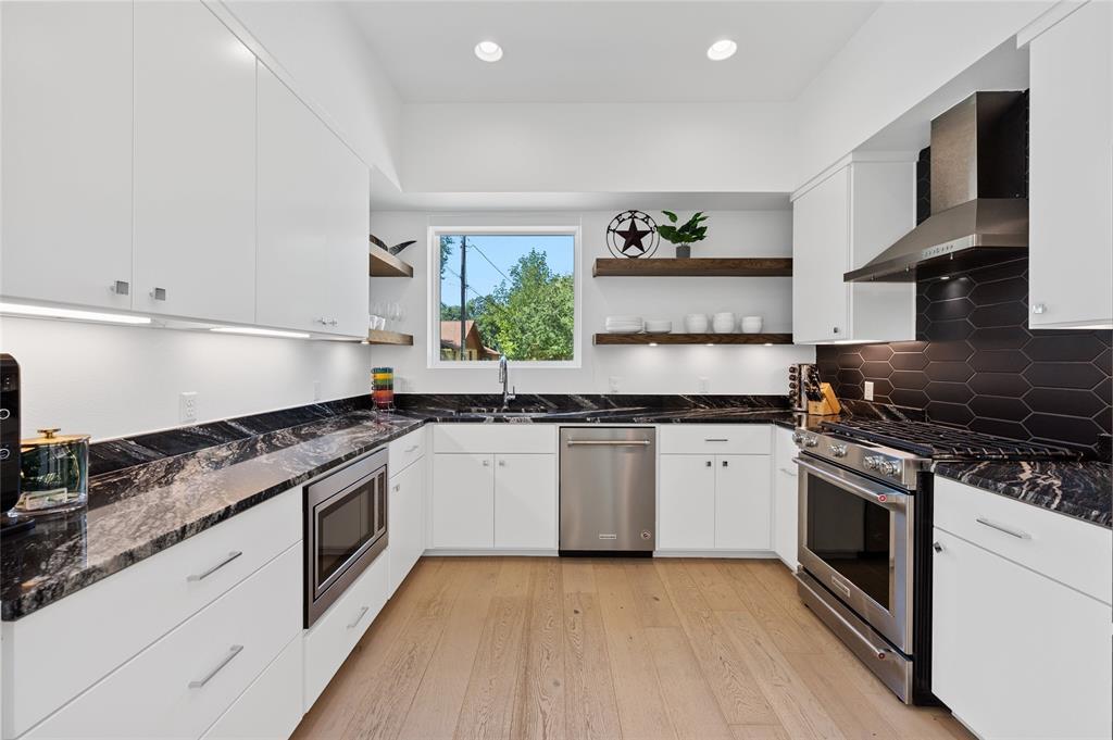 1704 E 32nd St # B, Austin, TX 78722