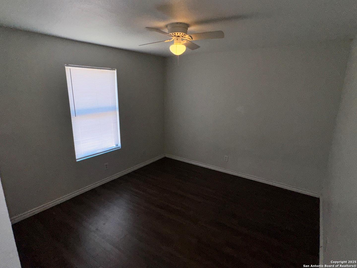 830 W Hutchins Pl # 3, San Antonio, TX 78221