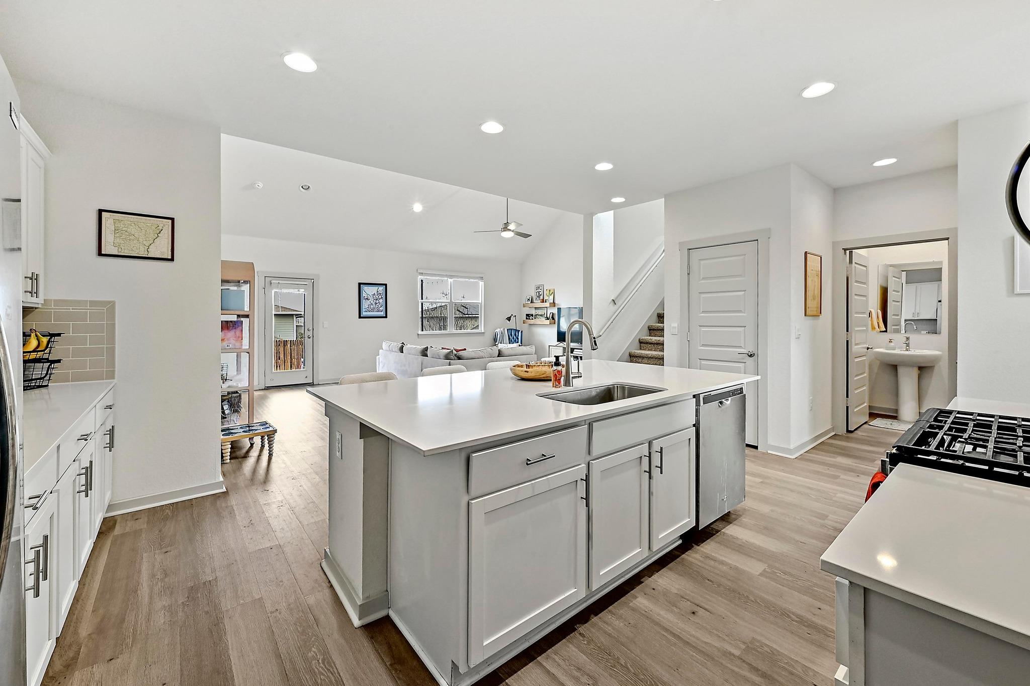 7712 Linnie Ln, Austin, TX 78724