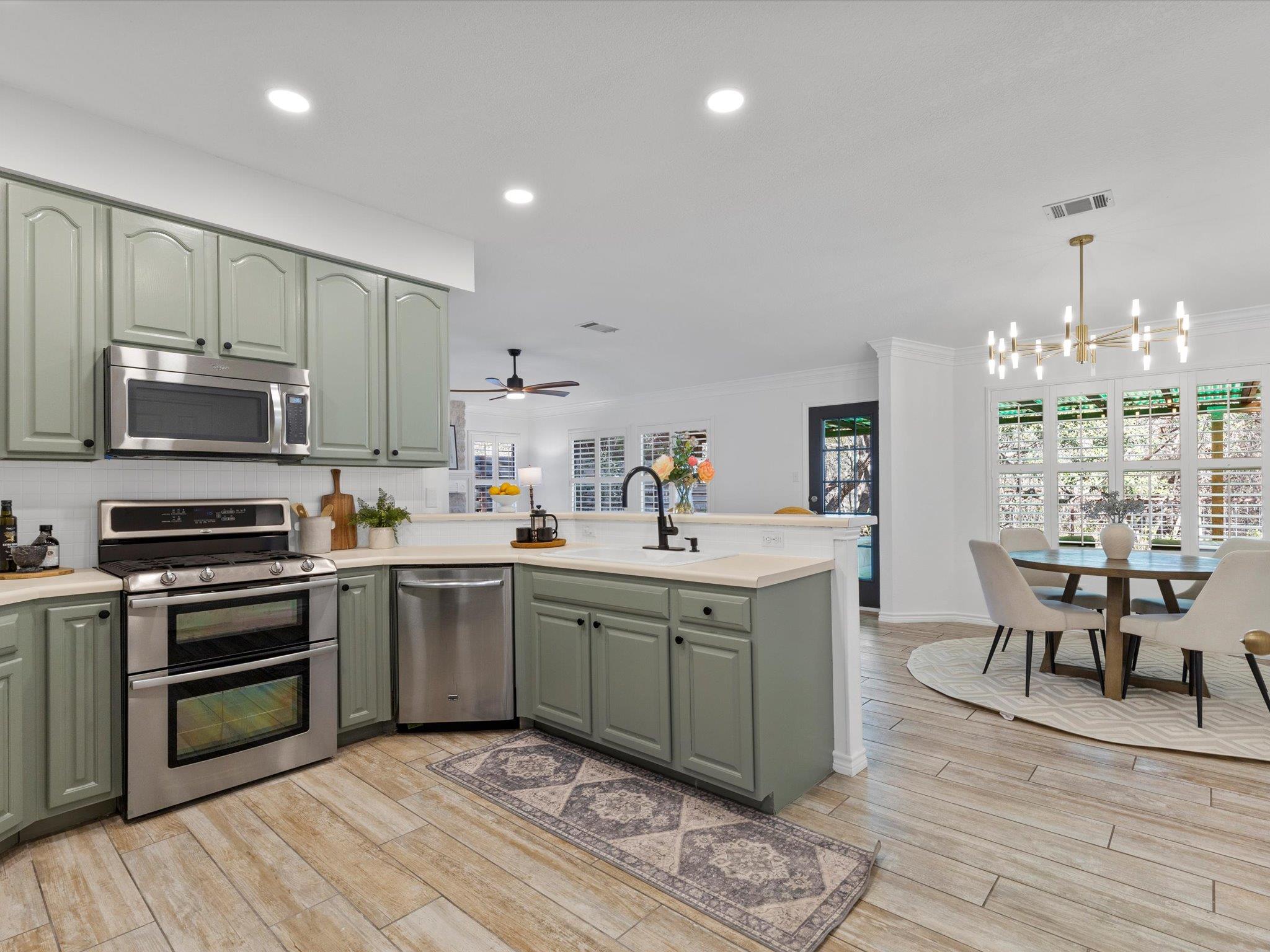 9322 Lightwood Loop, Austin, TX 78748