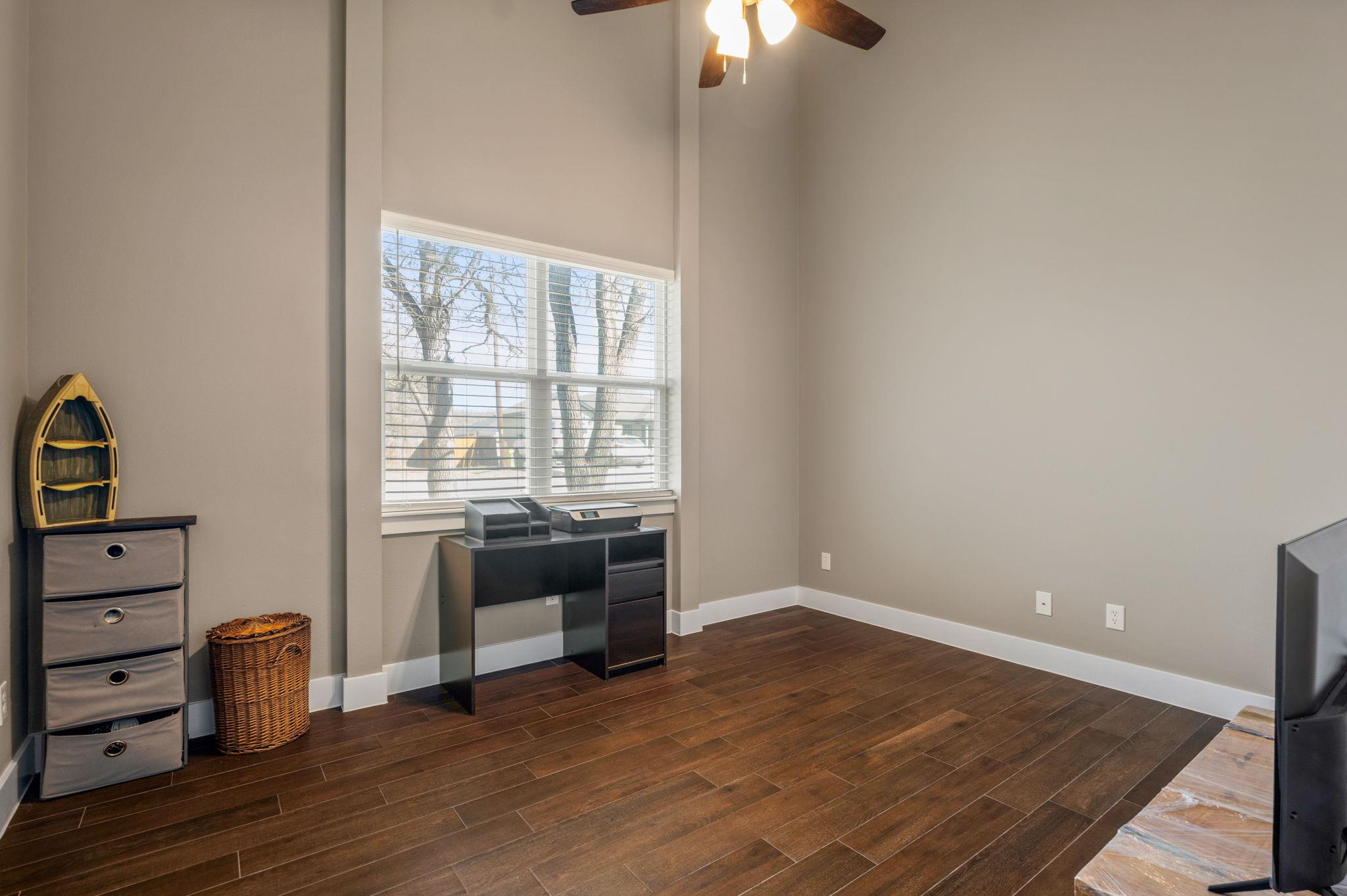 177 Mokulua Ln, Bastrop, TX 78602