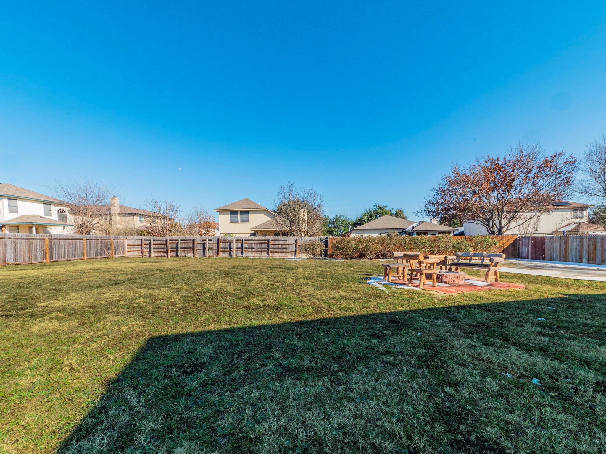 17607 Van Horn Ct, Round Rock, TX 78664