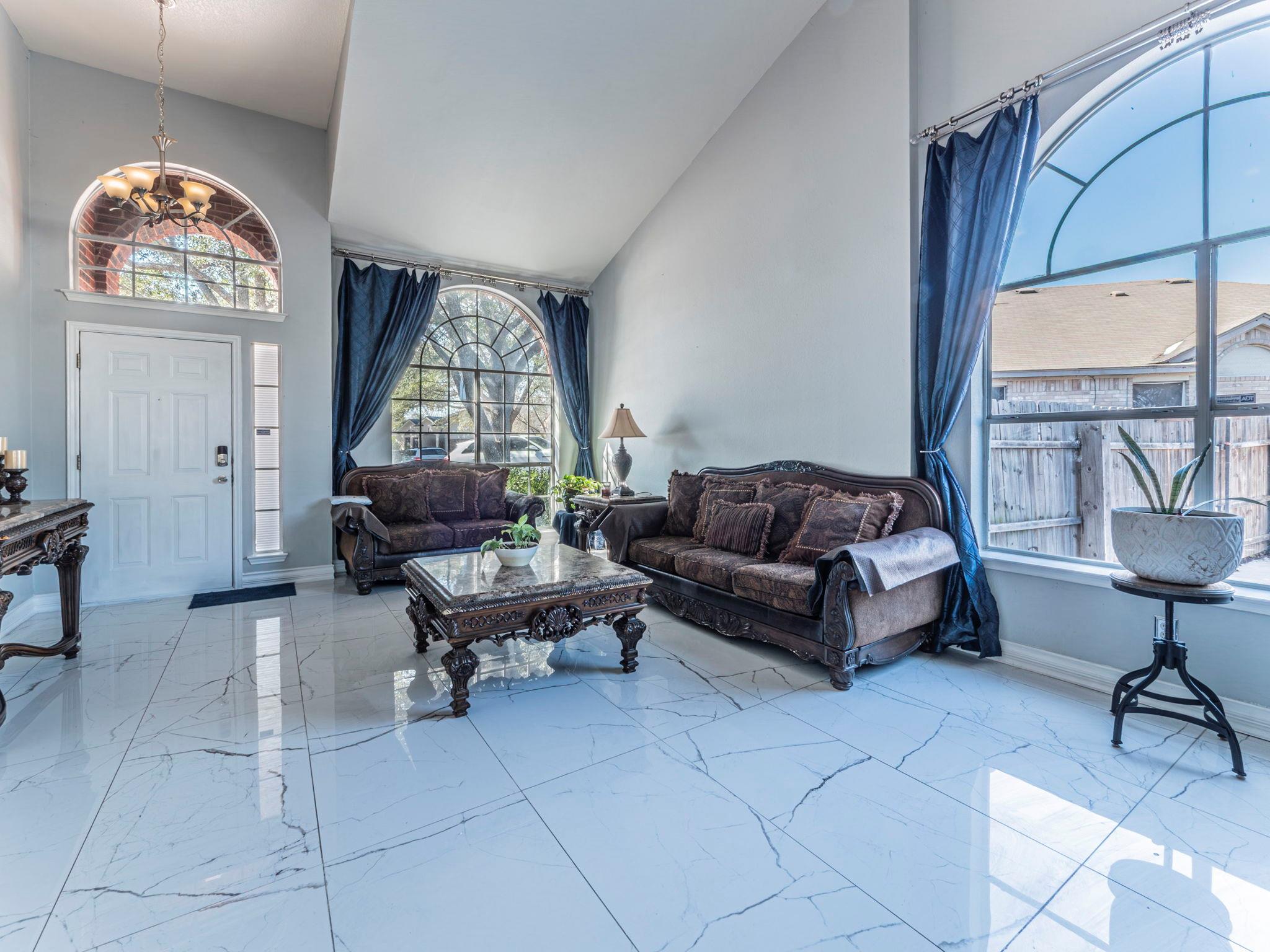 17607 Van Horn Ct, Round Rock, TX 78664