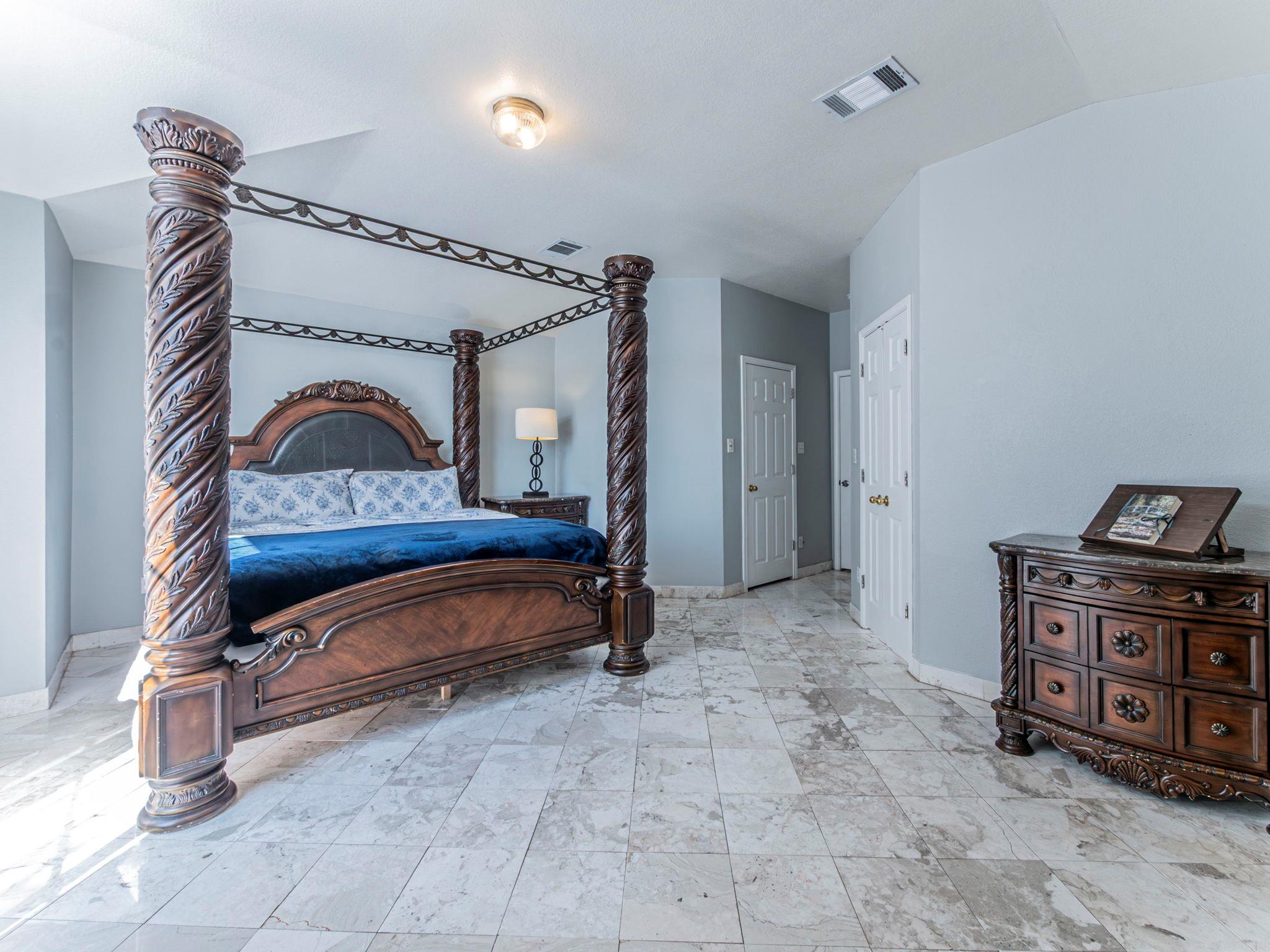 17607 Van Horn Ct, Round Rock, TX 78664