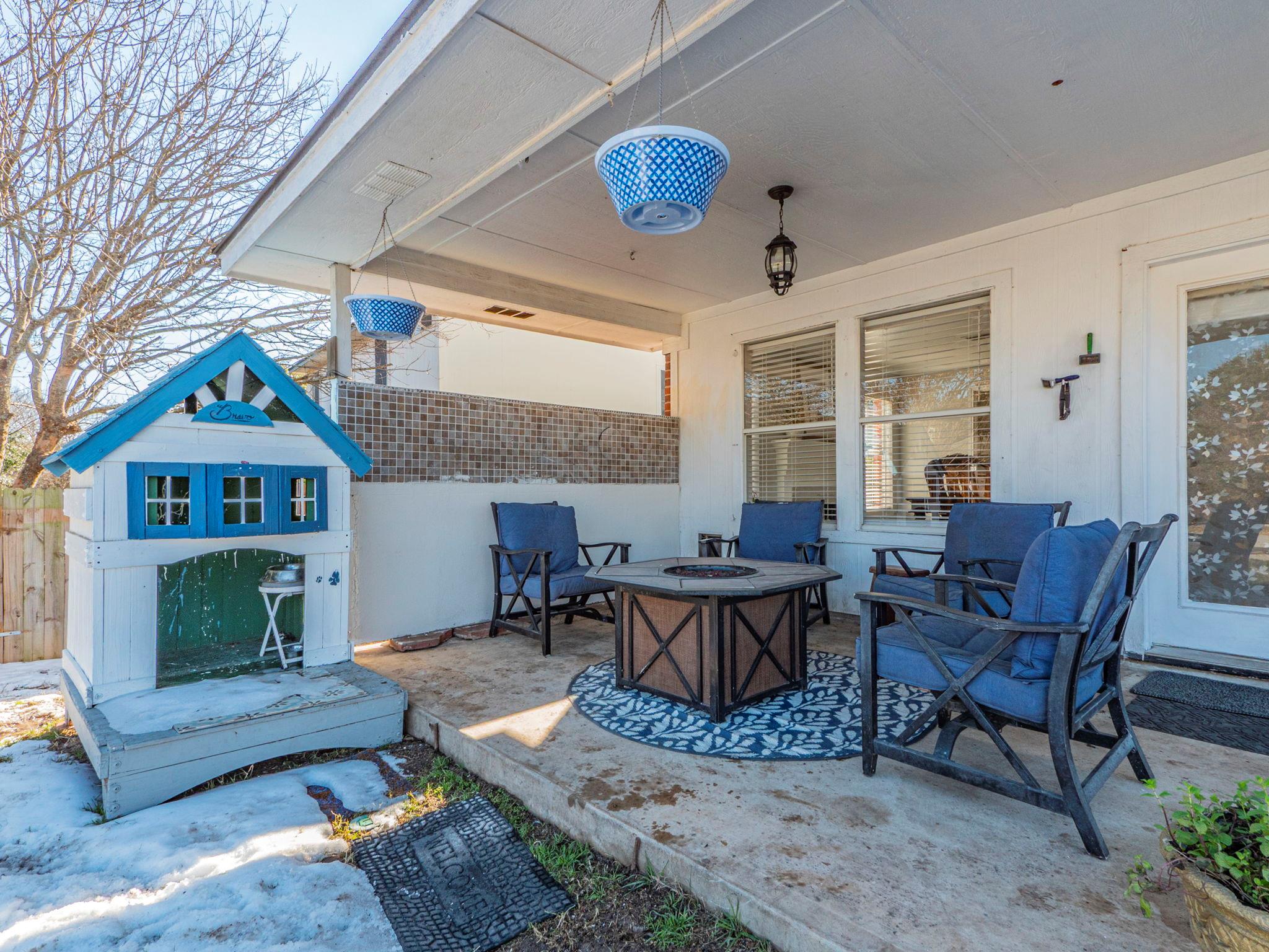 17607 Van Horn Ct, Round Rock, TX 78664