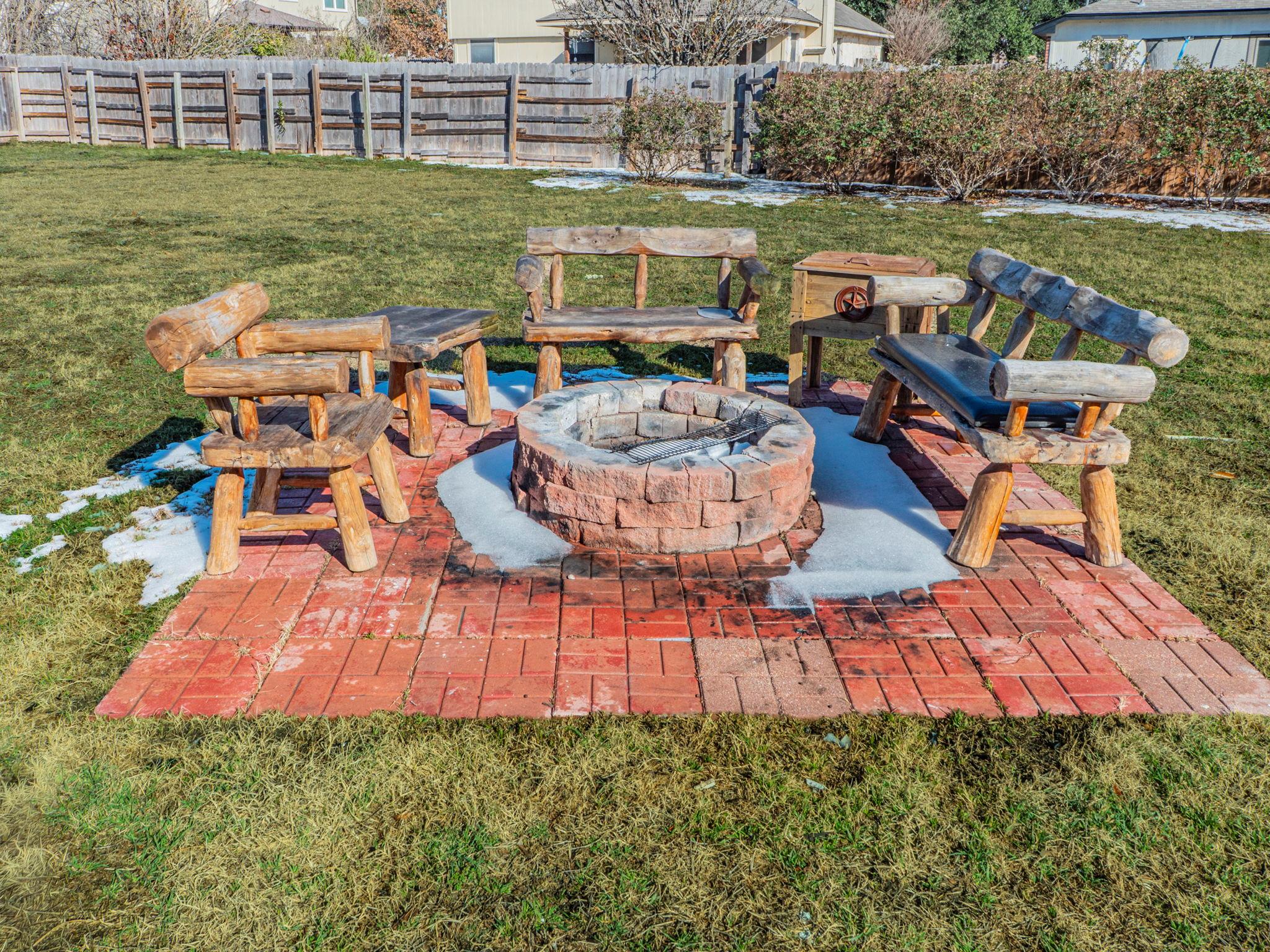 17607 Van Horn Ct, Round Rock, TX 78664