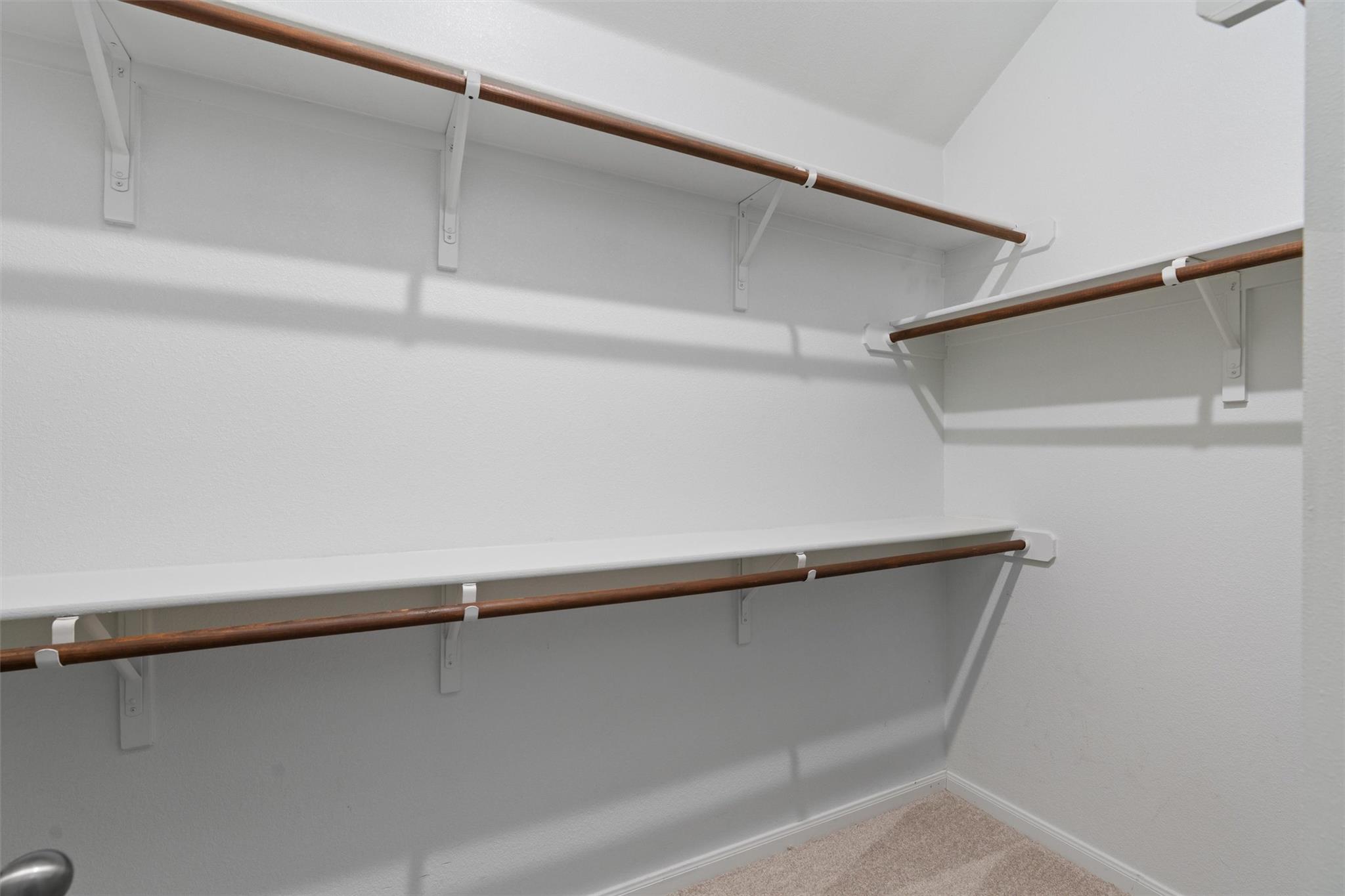 407 Red Hawk Dr, Leander, TX 78641