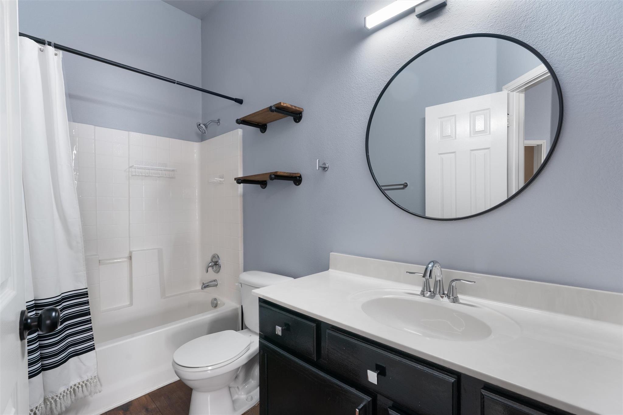 407 Red Hawk Dr, Leander, TX 78641