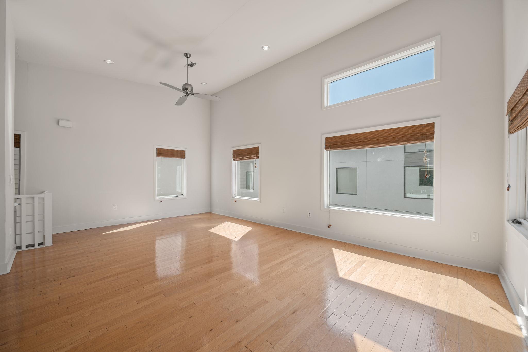 1702 S Lamar Blvd # 16, Austin, TX 78704