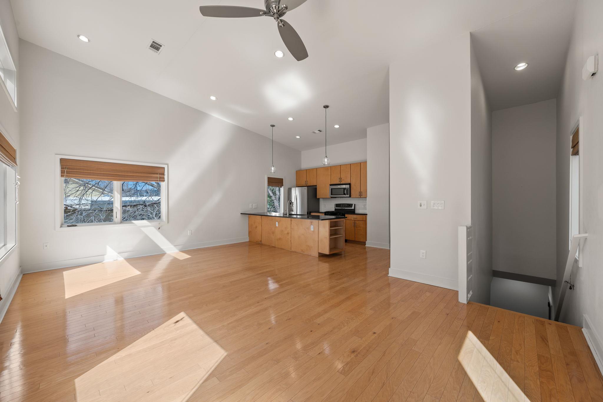 1702 S Lamar Blvd # 16, Austin, TX 78704