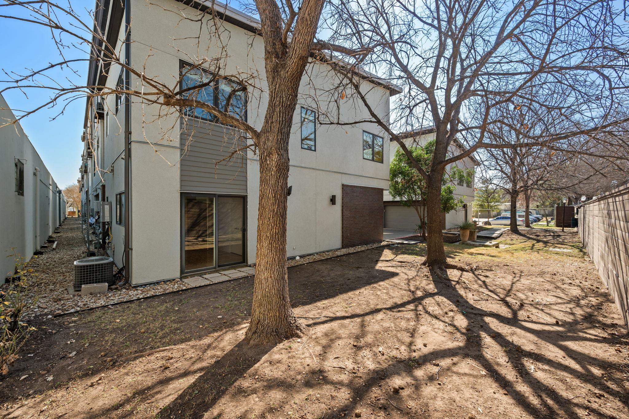 1702 S Lamar Blvd # 16, Austin, TX 78704