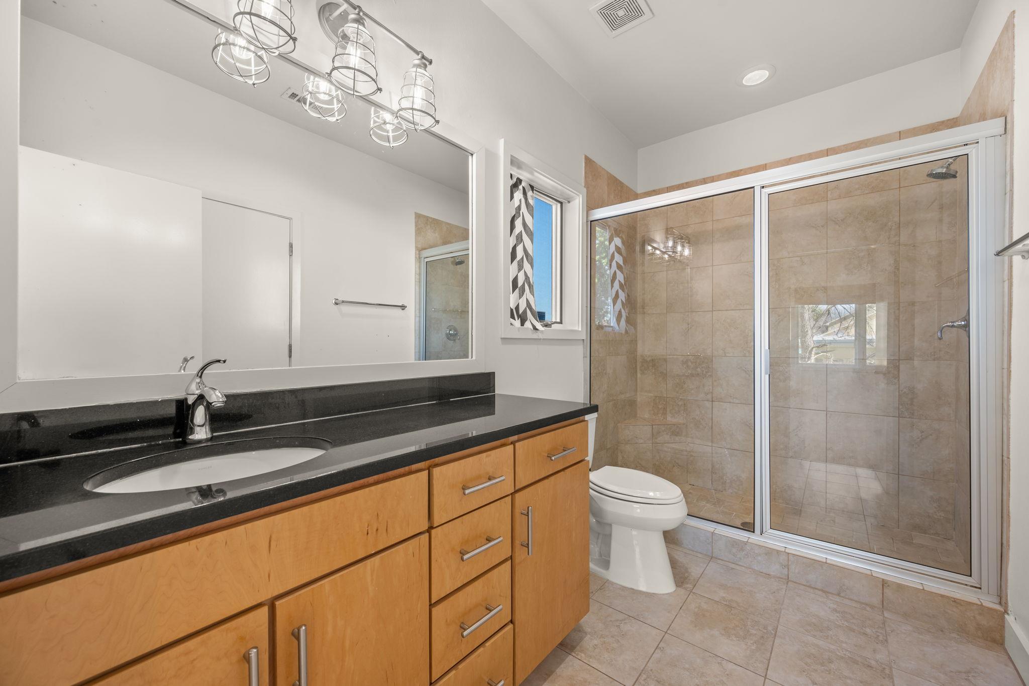 1702 S Lamar Blvd # 16, Austin, TX 78704