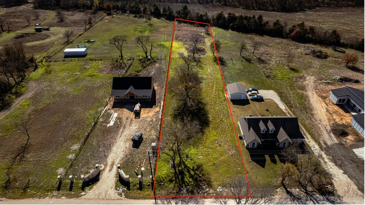 703 4th St, Bruceville-Eddy, TX 76524