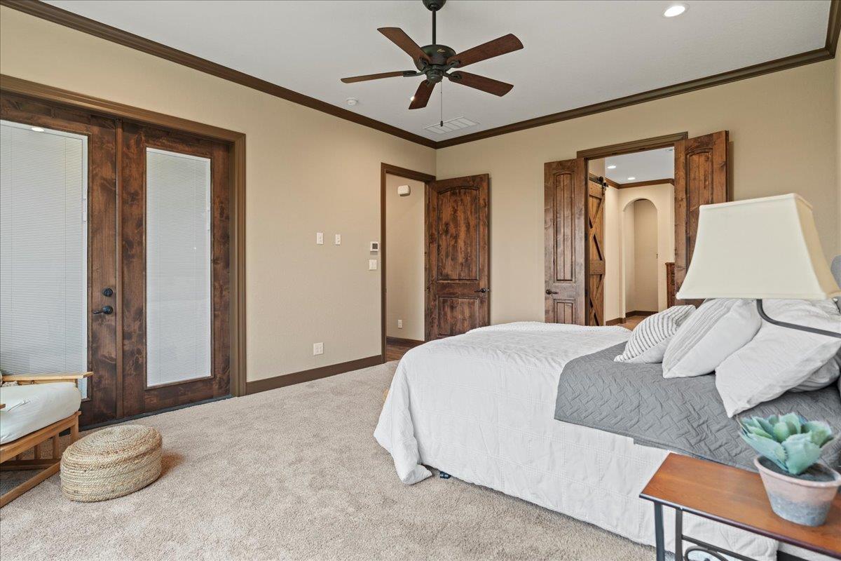 1951 Bridlewood Ranches Dr, San Marcos, TX 78666