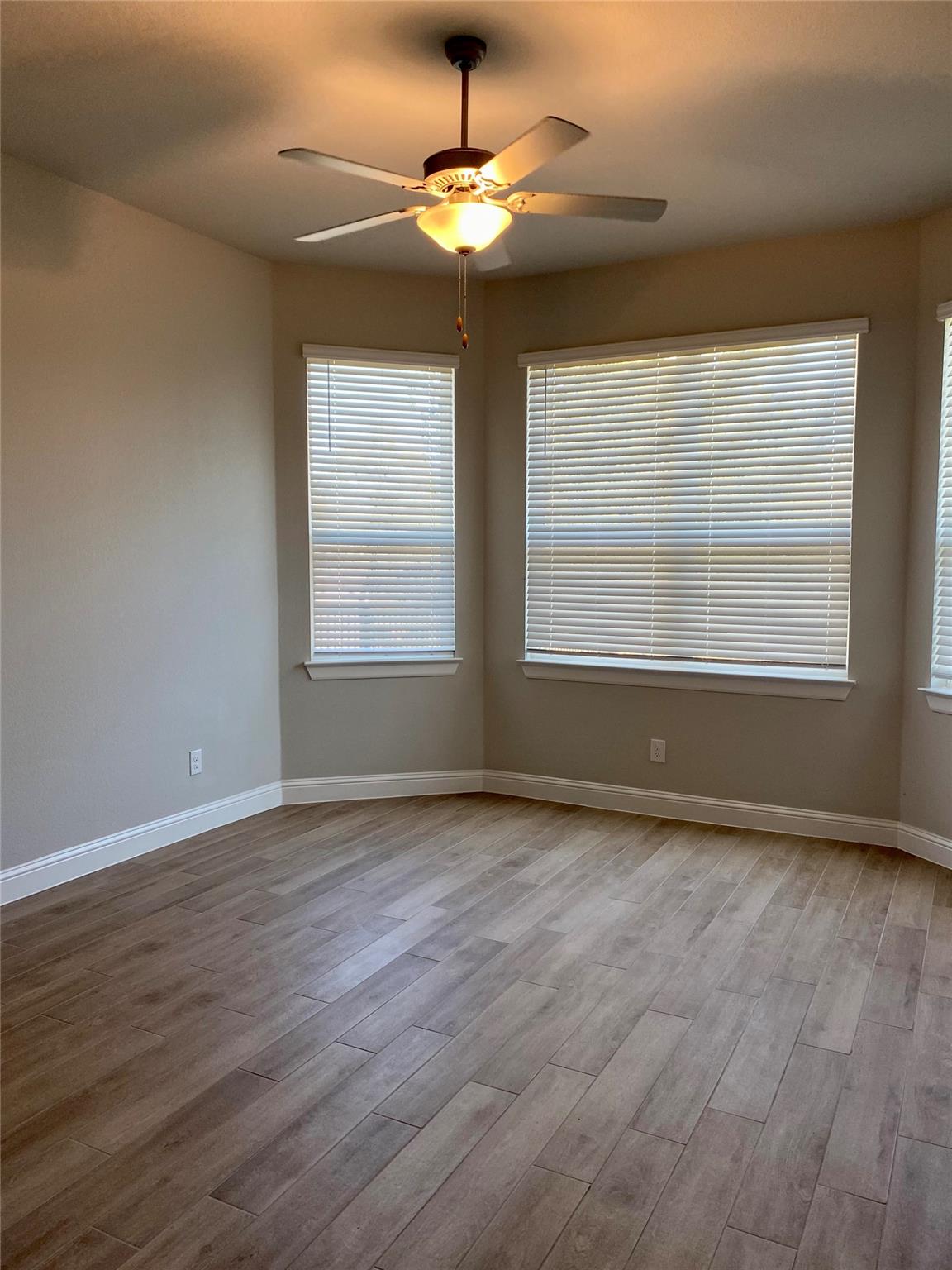 359 Raptor Beak Way, Cedar Creek, TX 78612