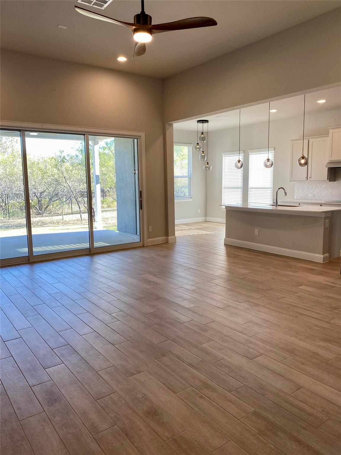 359 Raptor Beak Way, Cedar Creek, TX 78612