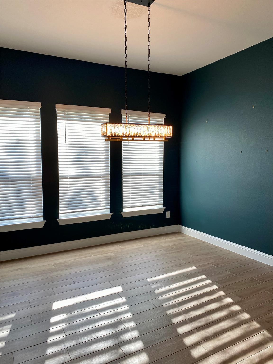 359 Raptor Beak Way, Cedar Creek, TX 78612