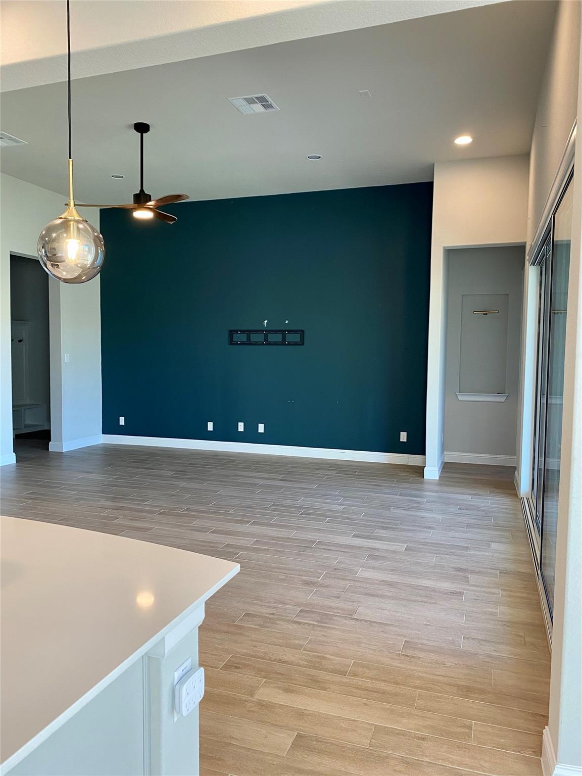 359 Raptor Beak Way, Cedar Creek, TX 78612