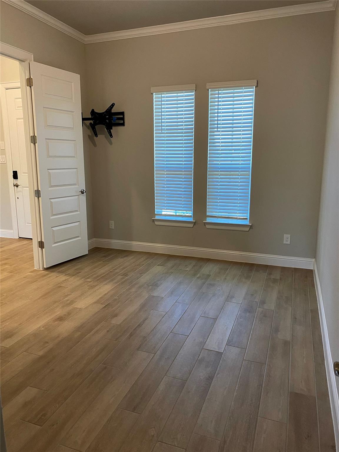 359 Raptor Beak Way, Cedar Creek, TX 78612