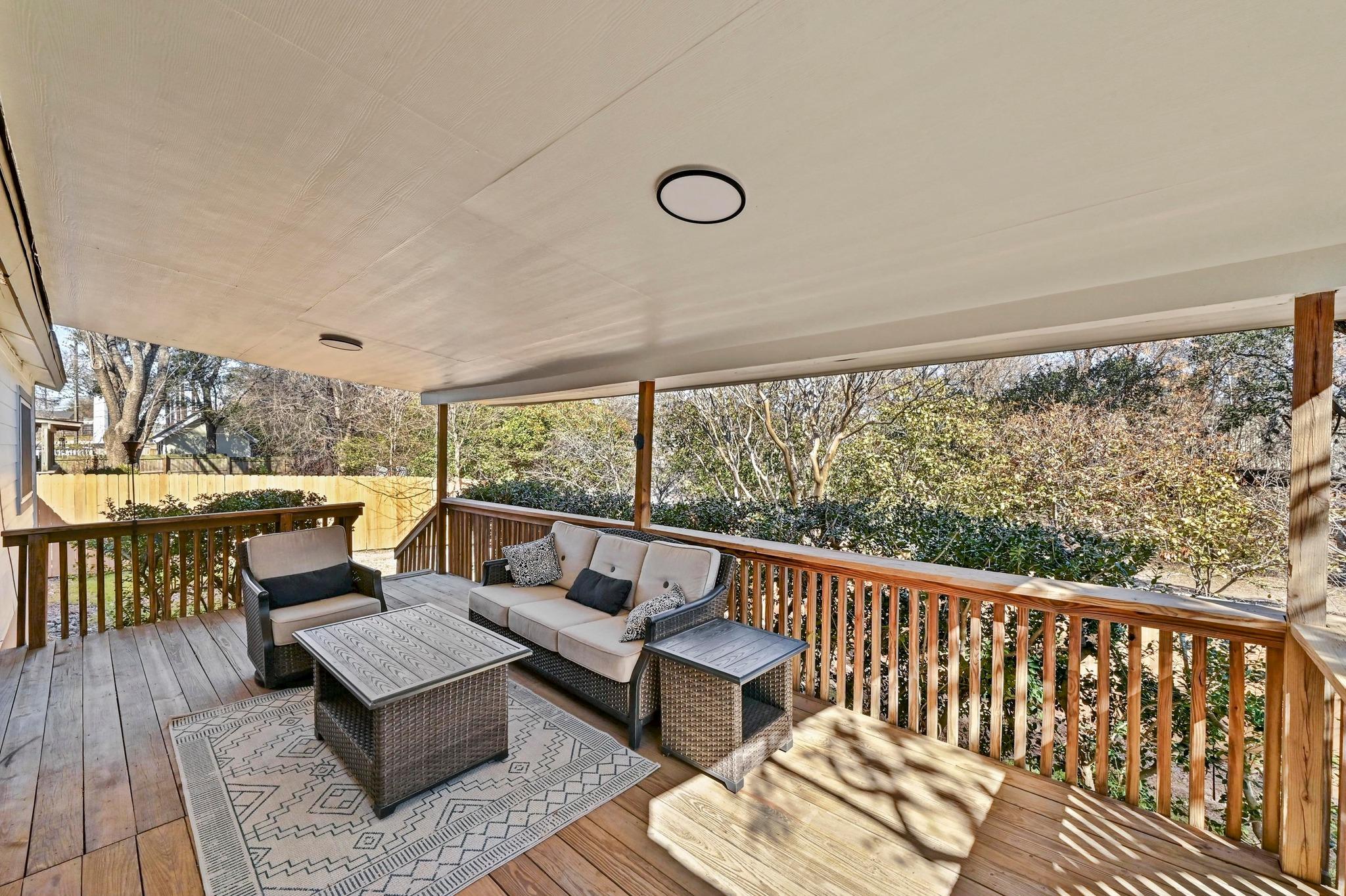 11837 Eubank Dr, Austin, TX 78758