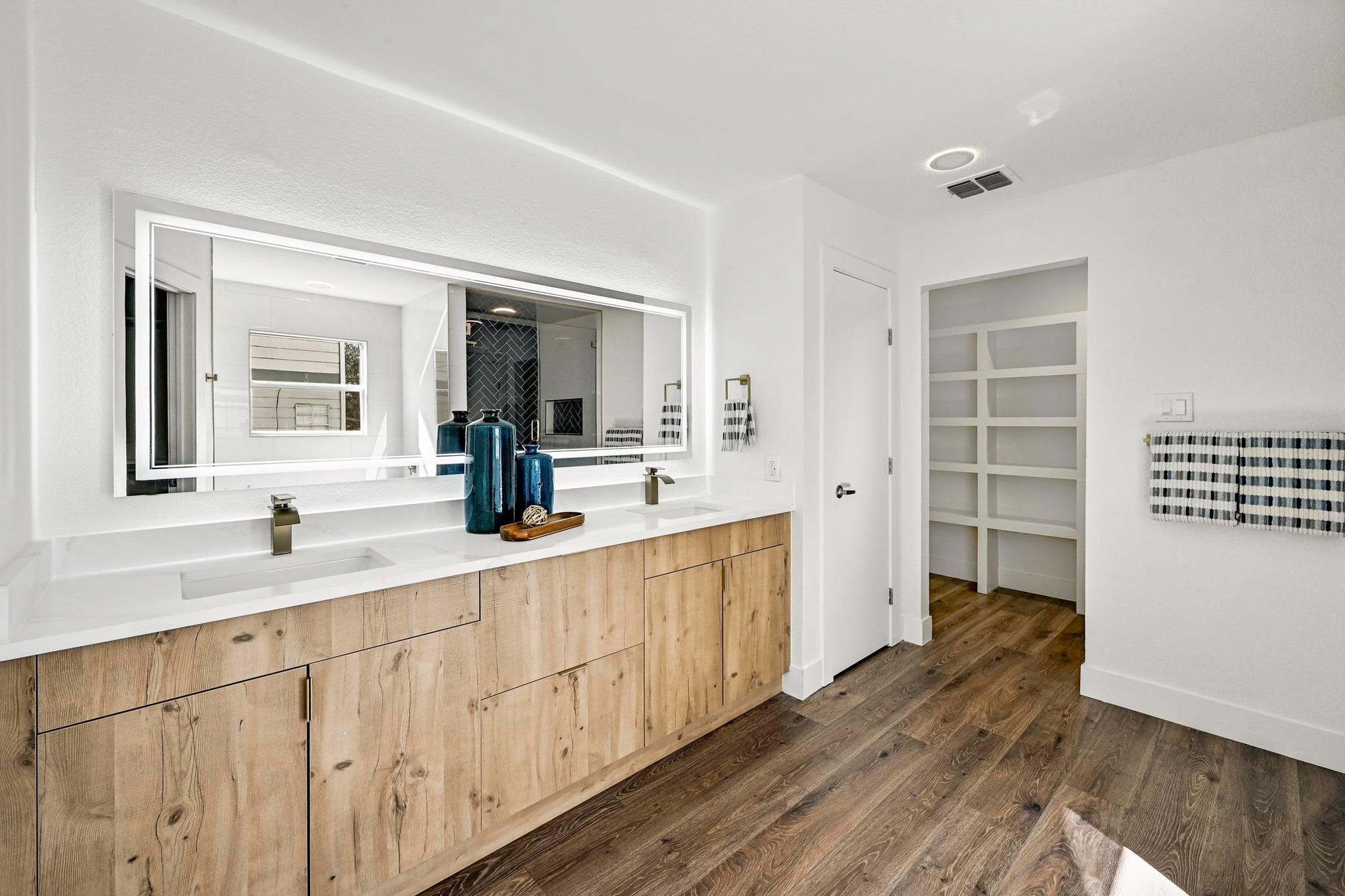 11837 Eubank Dr, Austin, TX 78758