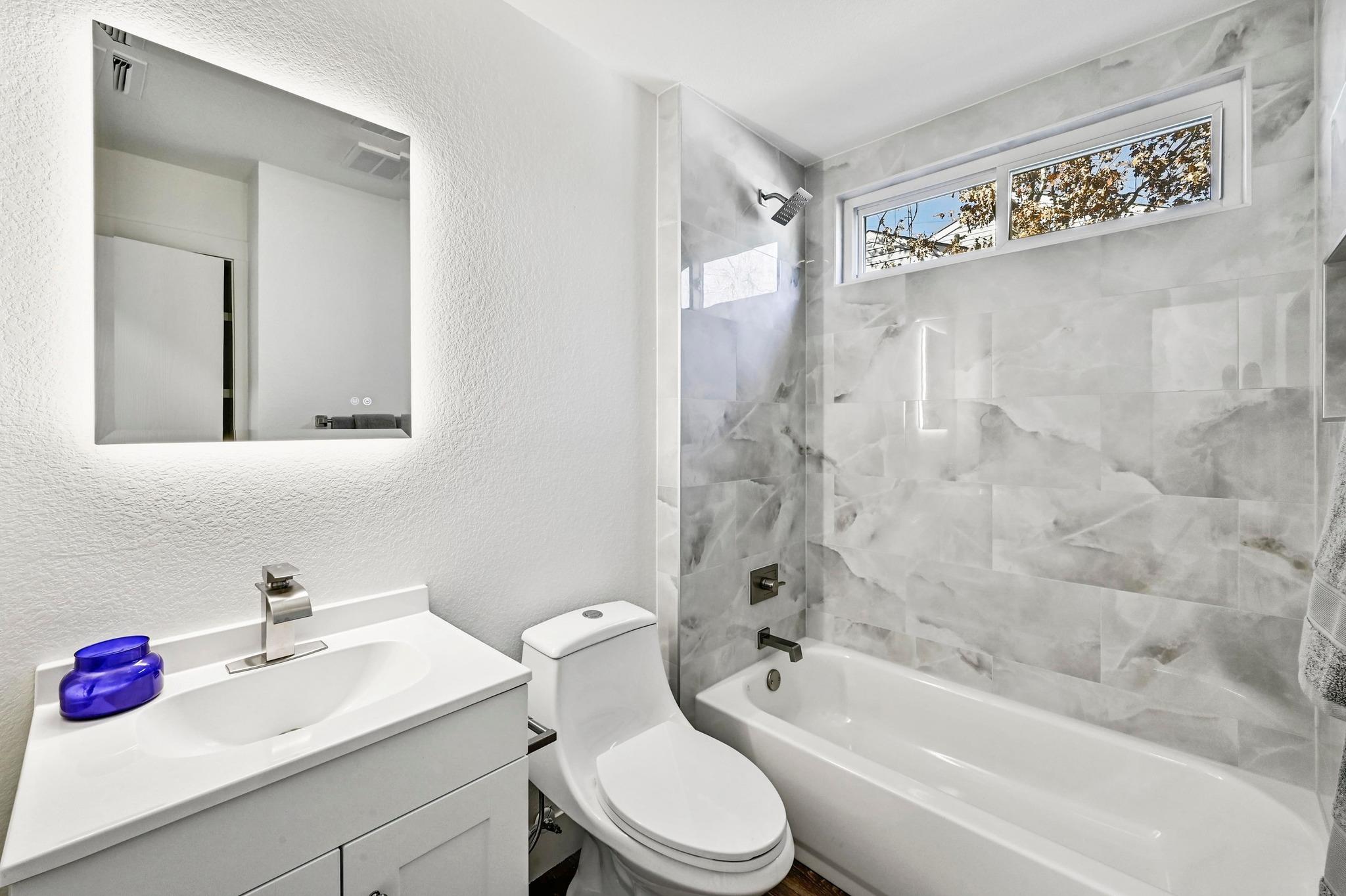 11837 Eubank Dr, Austin, TX 78758