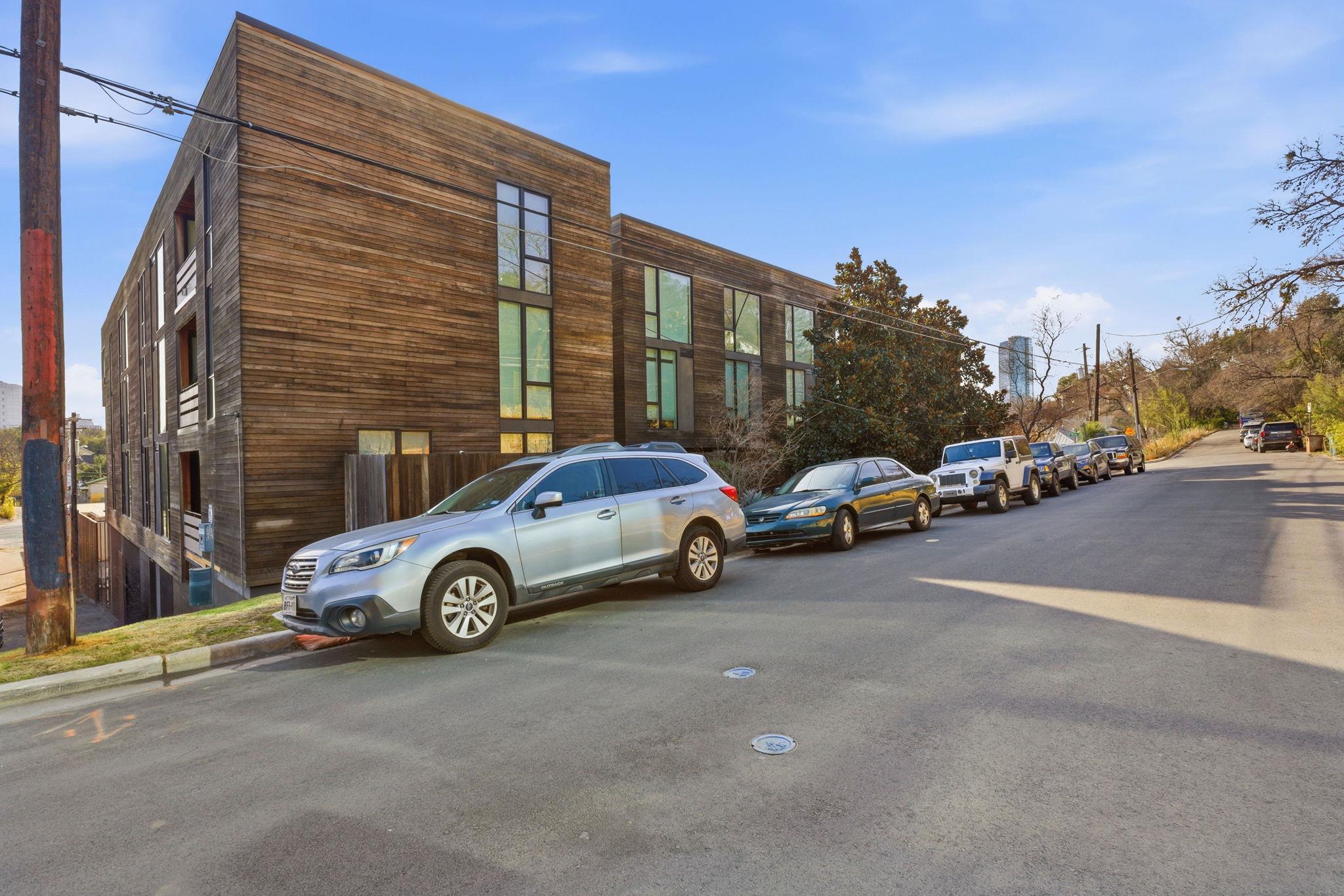 1010 W 10th St # 203, Austin, TX 78703