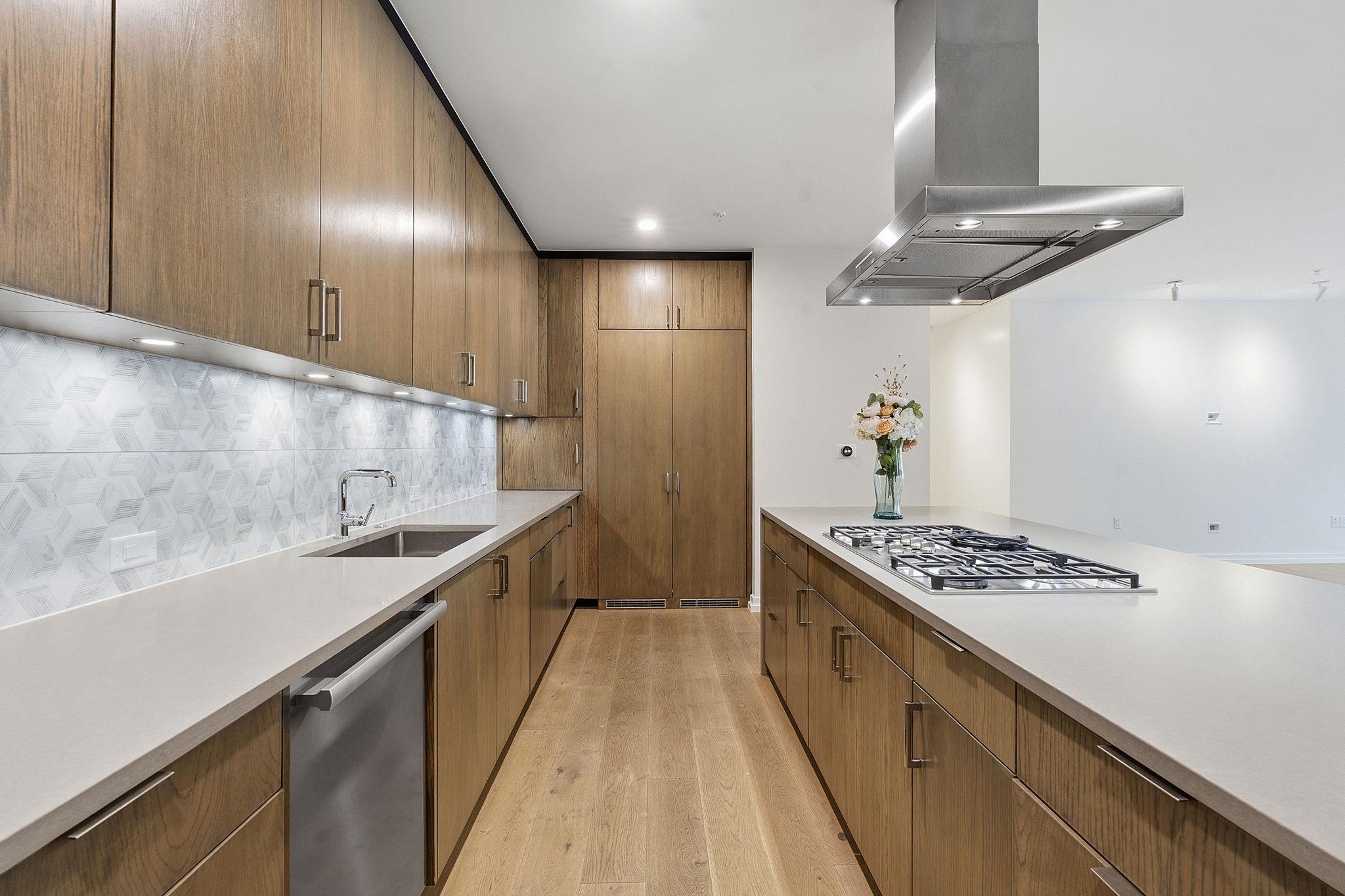 1010 W 10th St # 203, Austin, TX 78703