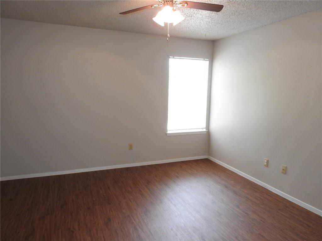 4500 Dorsett Oaks Cir, Austin, TX 78727