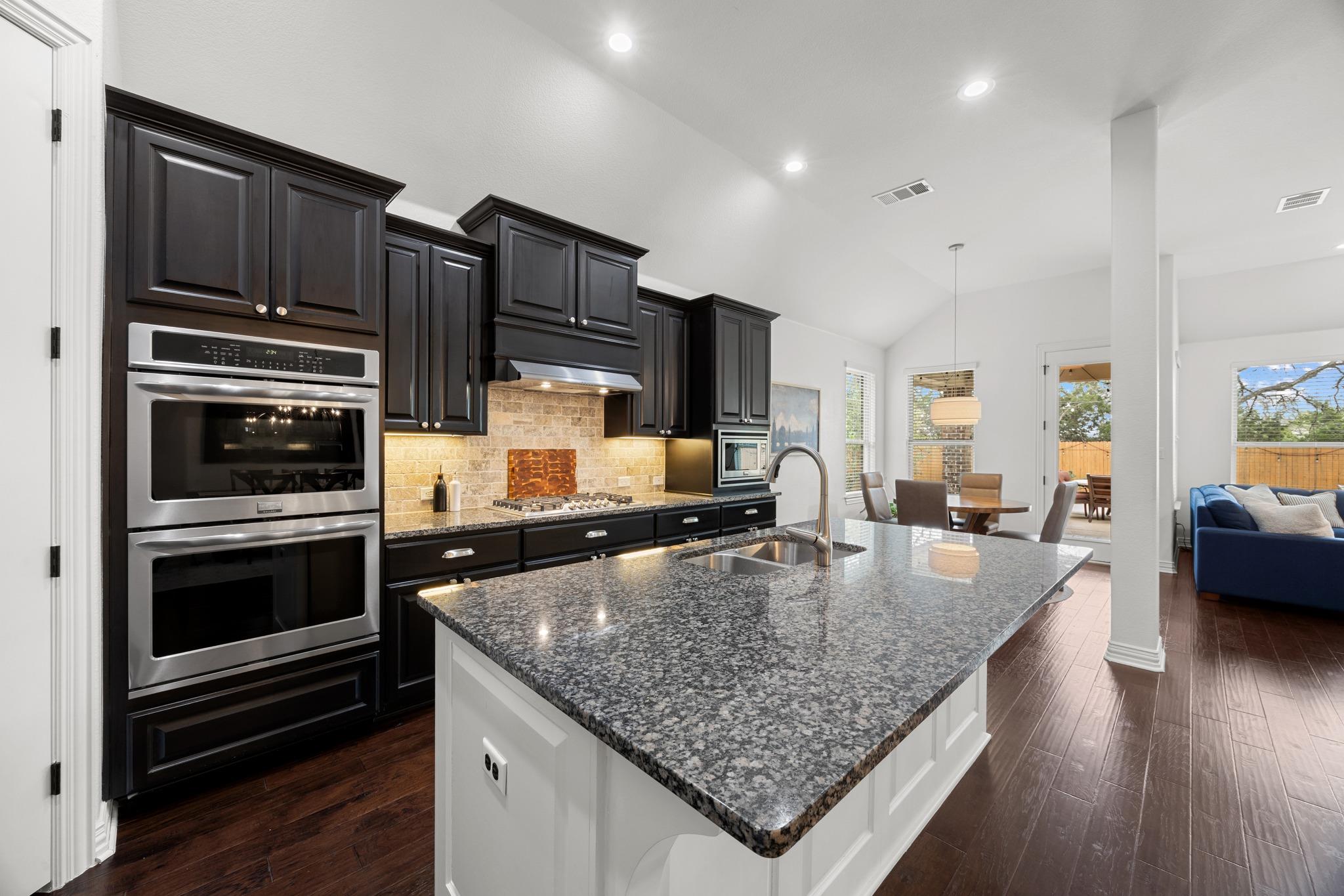 152 Fannin Battleground Ln, Georgetown, TX 78628