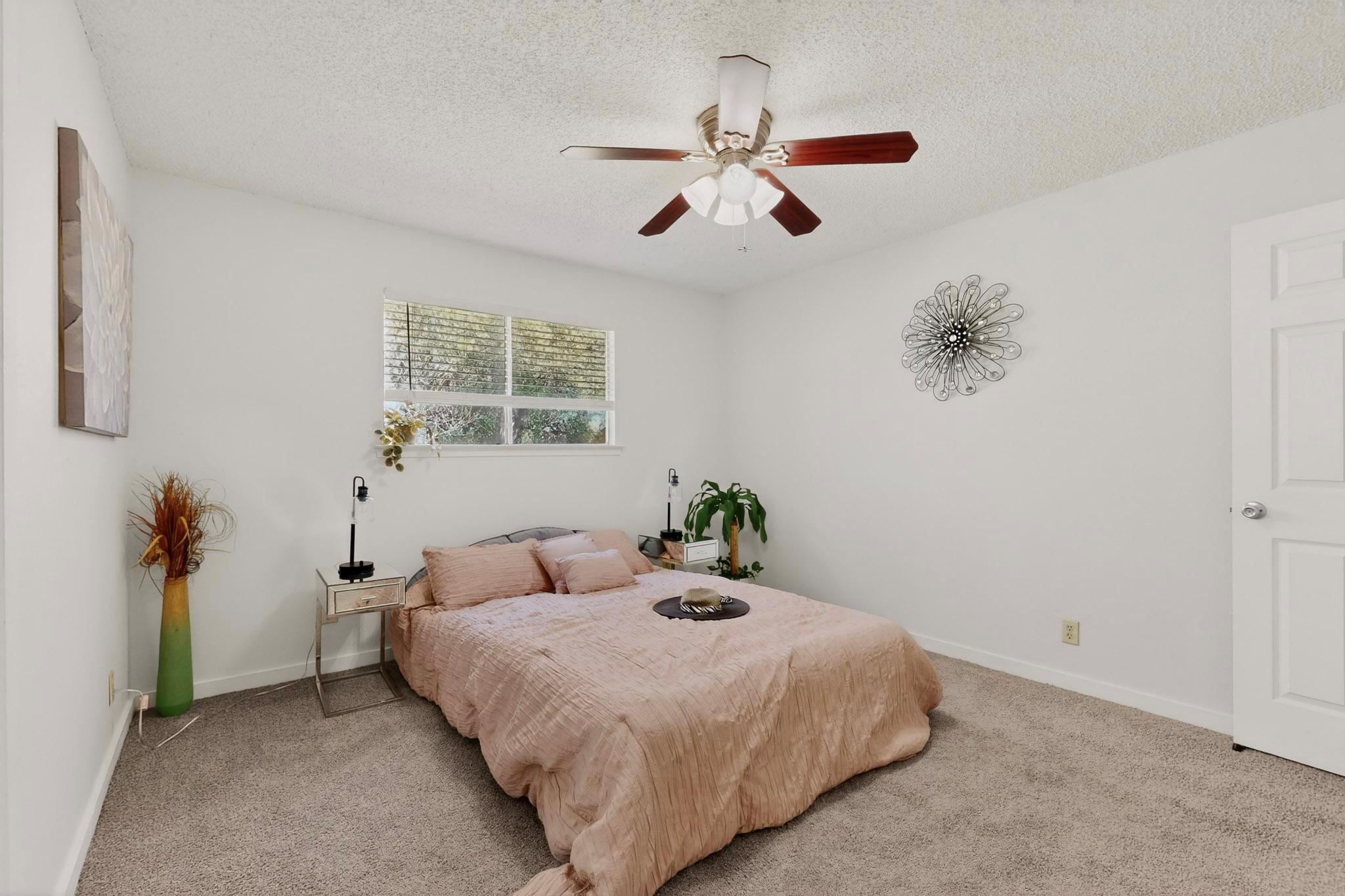 1004 Speer Ln, Austin, TX 78745