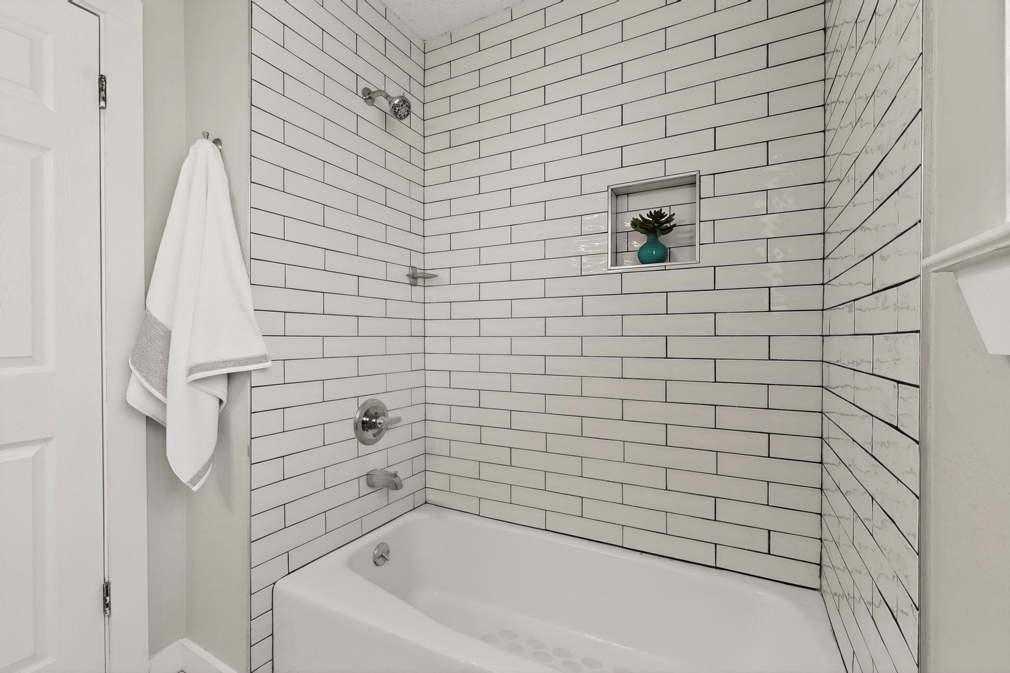 1004 Speer Ln, Austin, TX 78745