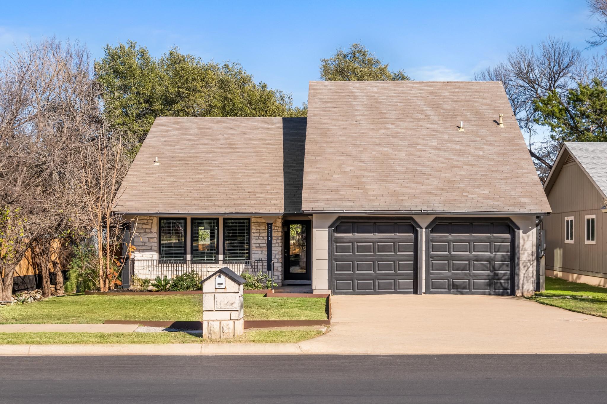 7715 Copano Dr, Austin, TX 78749