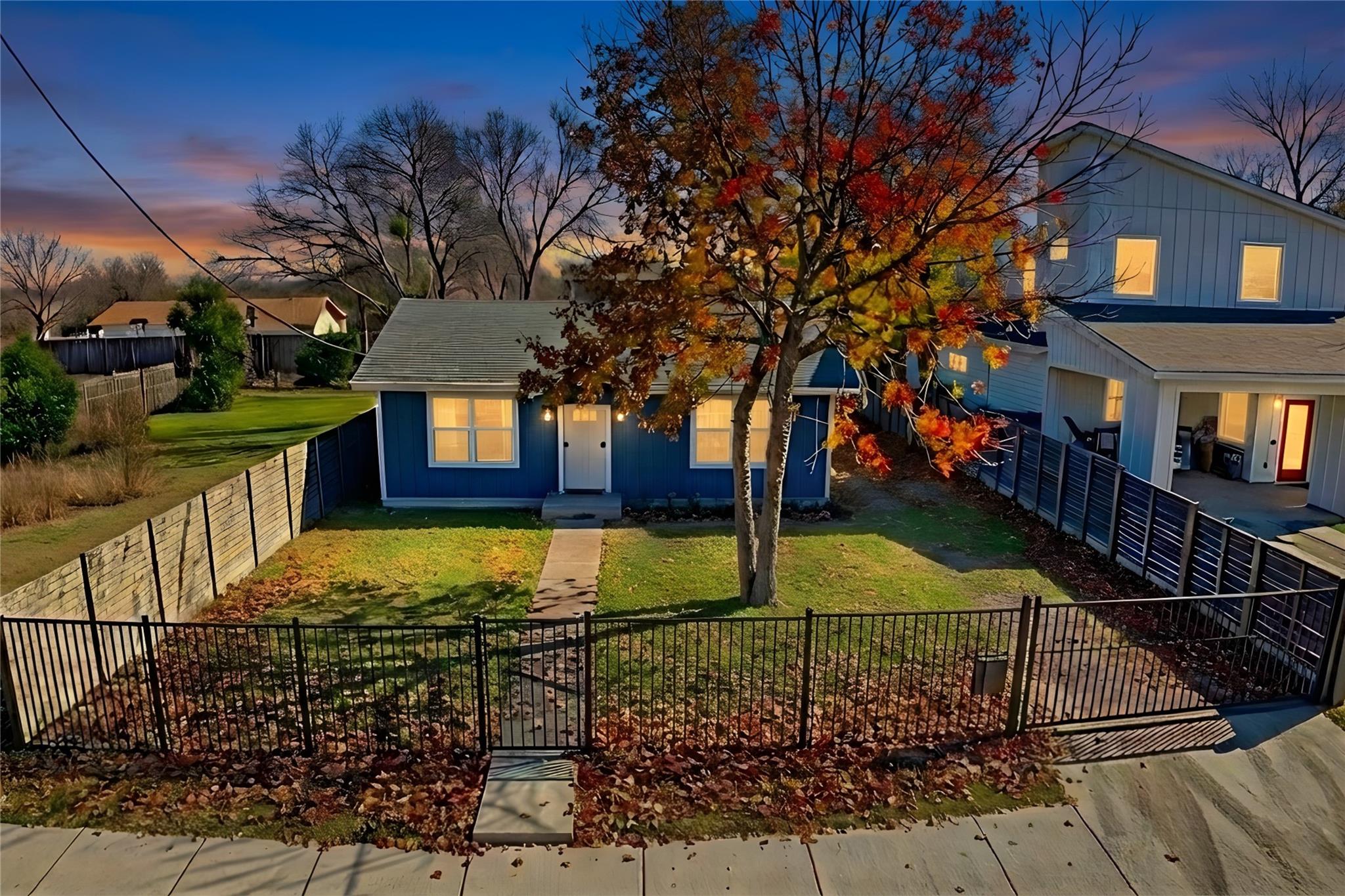 6915 Providence Ave, Austin, TX 78752