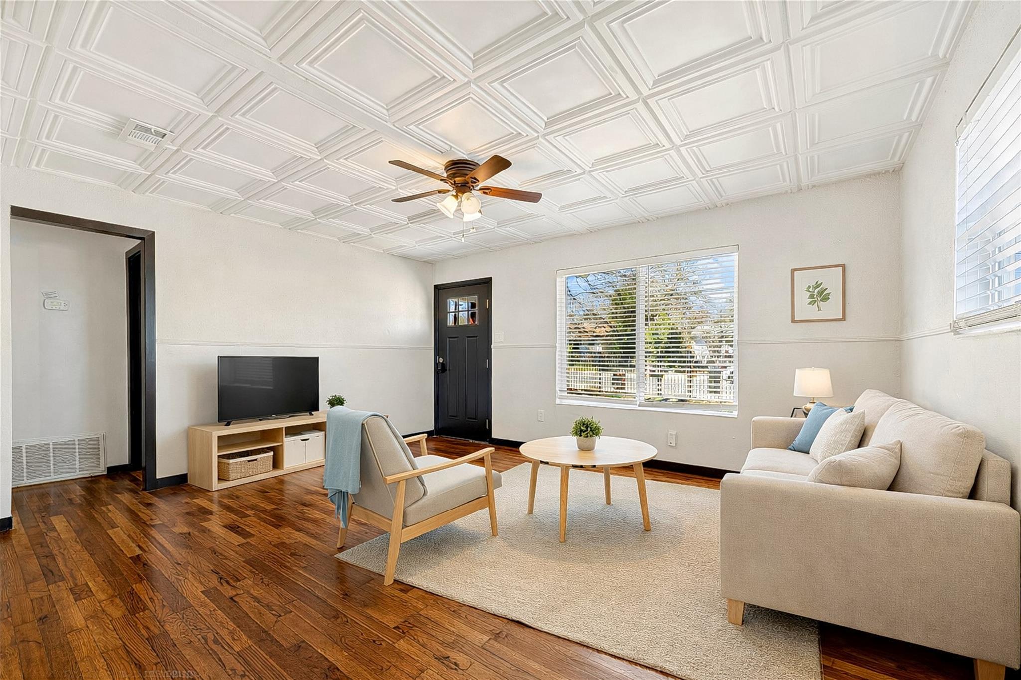 6915 Providence Ave, Austin, TX 78752