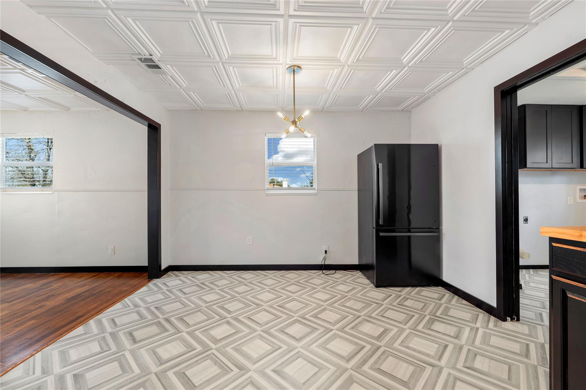 6915 Providence Ave, Austin, TX 78752