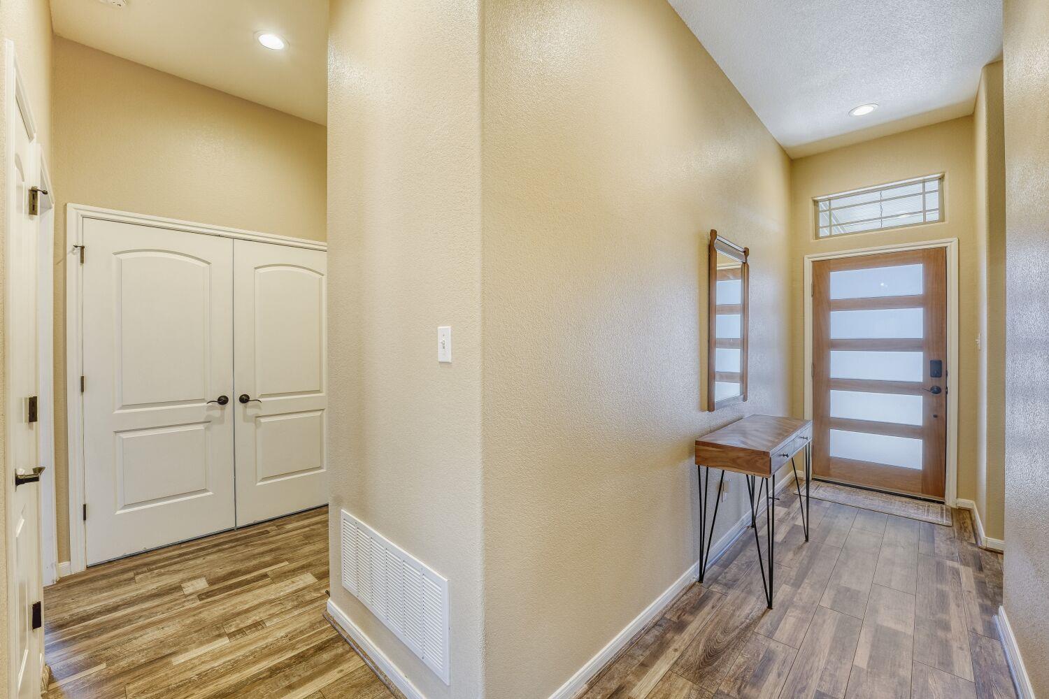 320 Kaanapali Ln, Bastrop, TX 78602